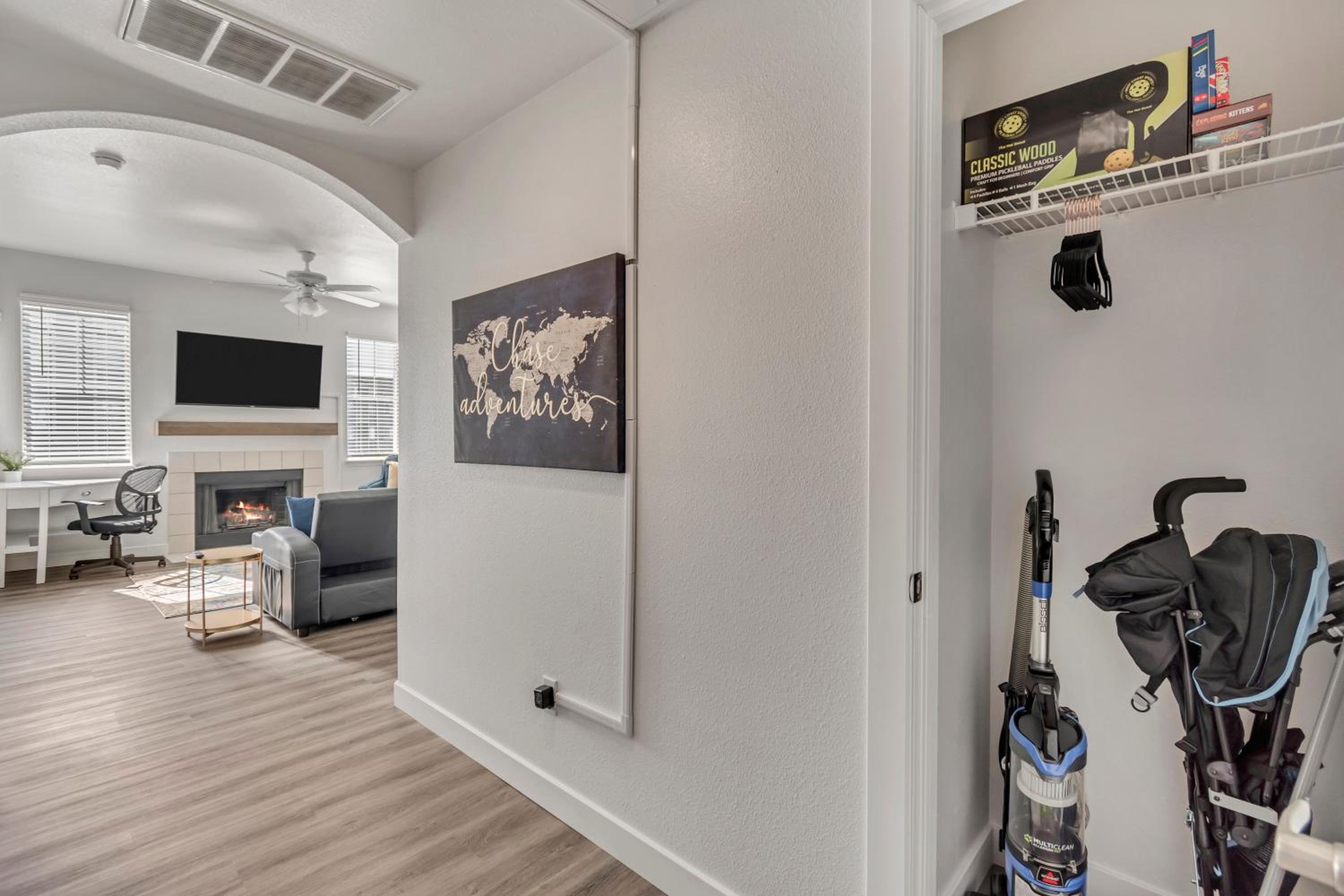 Two-Bedroom Deluxe Apartment photo 2