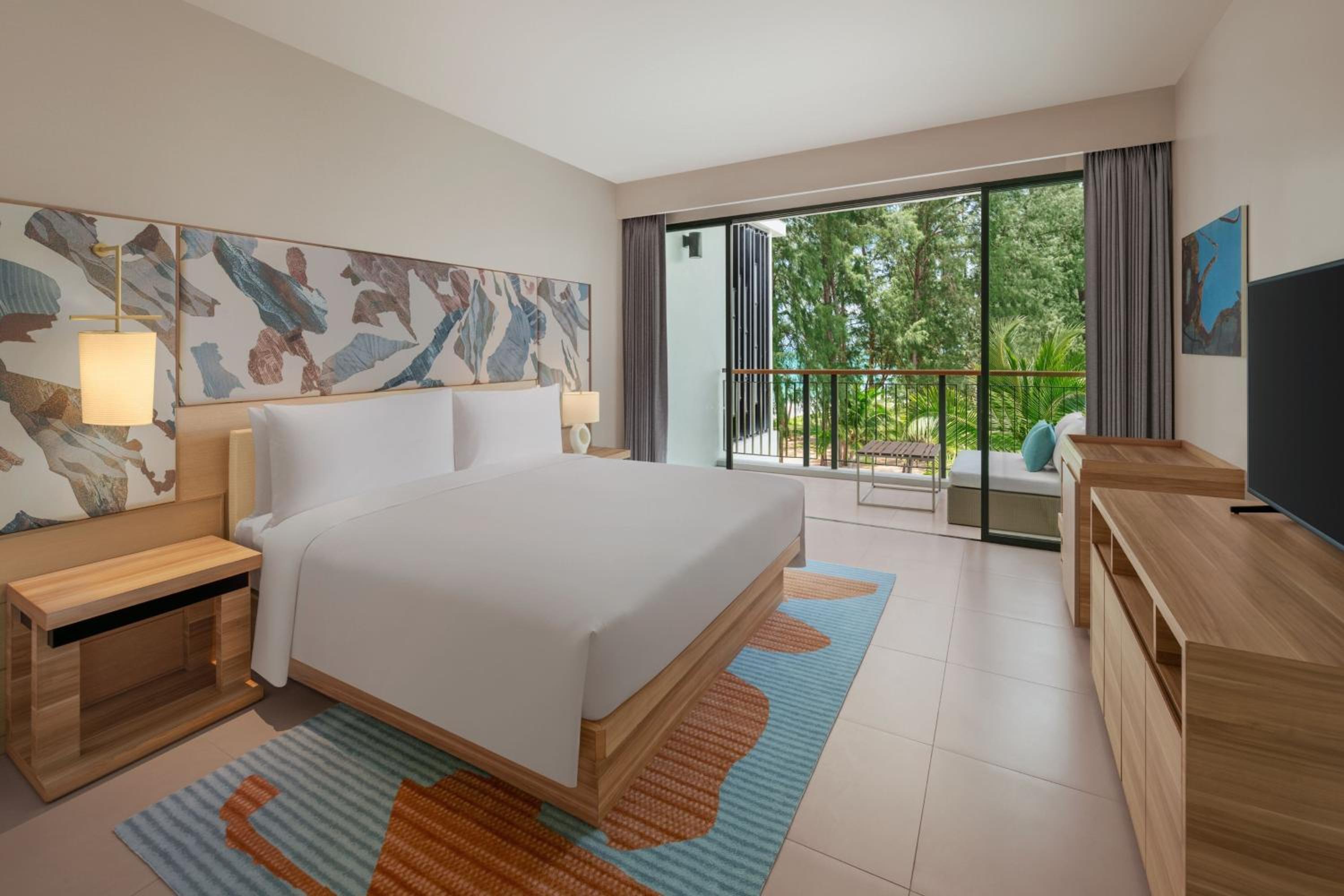 Signature Suite, Pantry, Suite, 1 King, Balcony