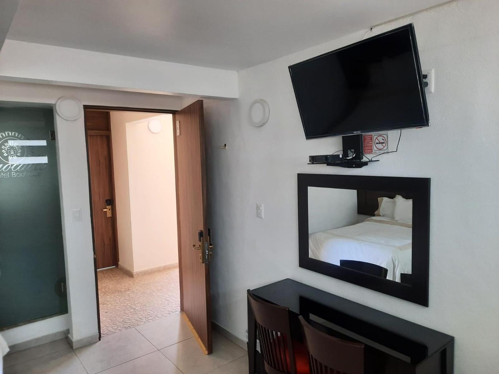 Standard Twin Room photo 3