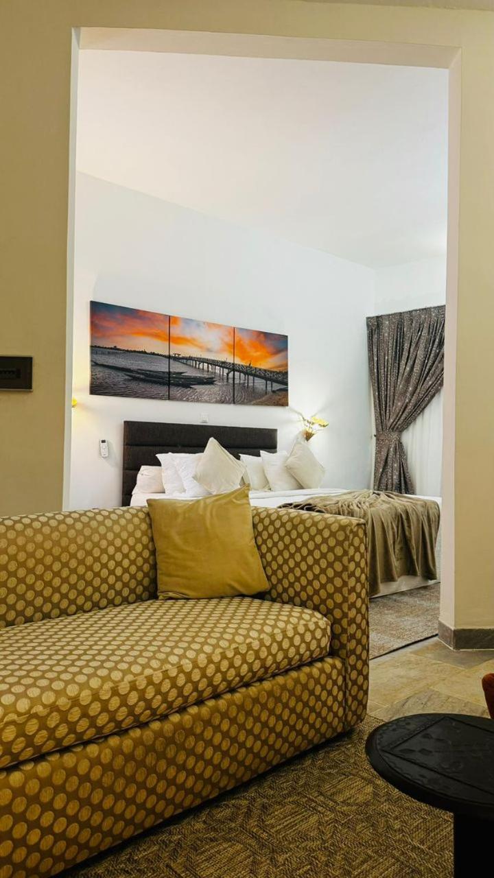 Deluxe King Room photo 3
