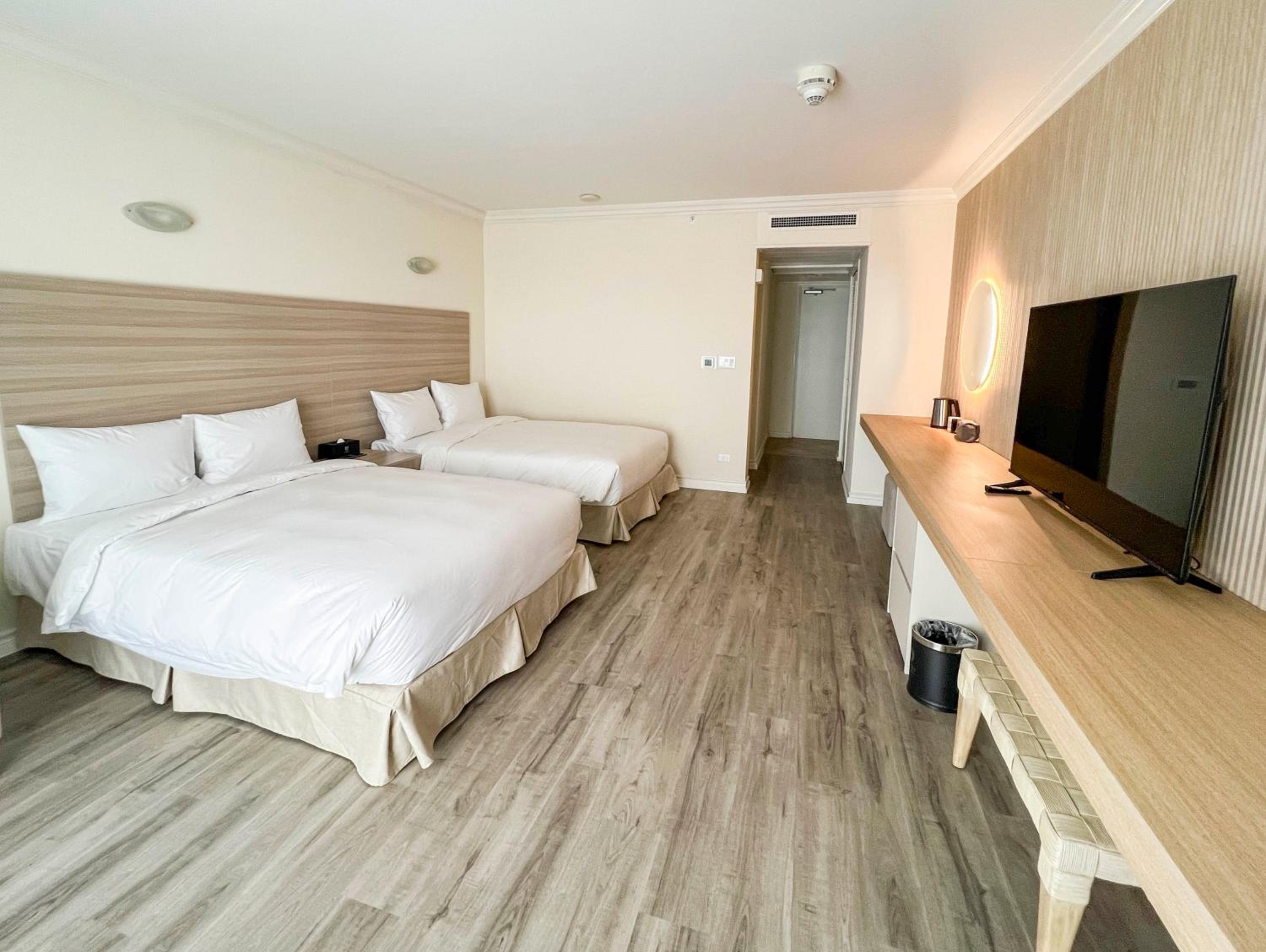Standard Twin Room photo 3