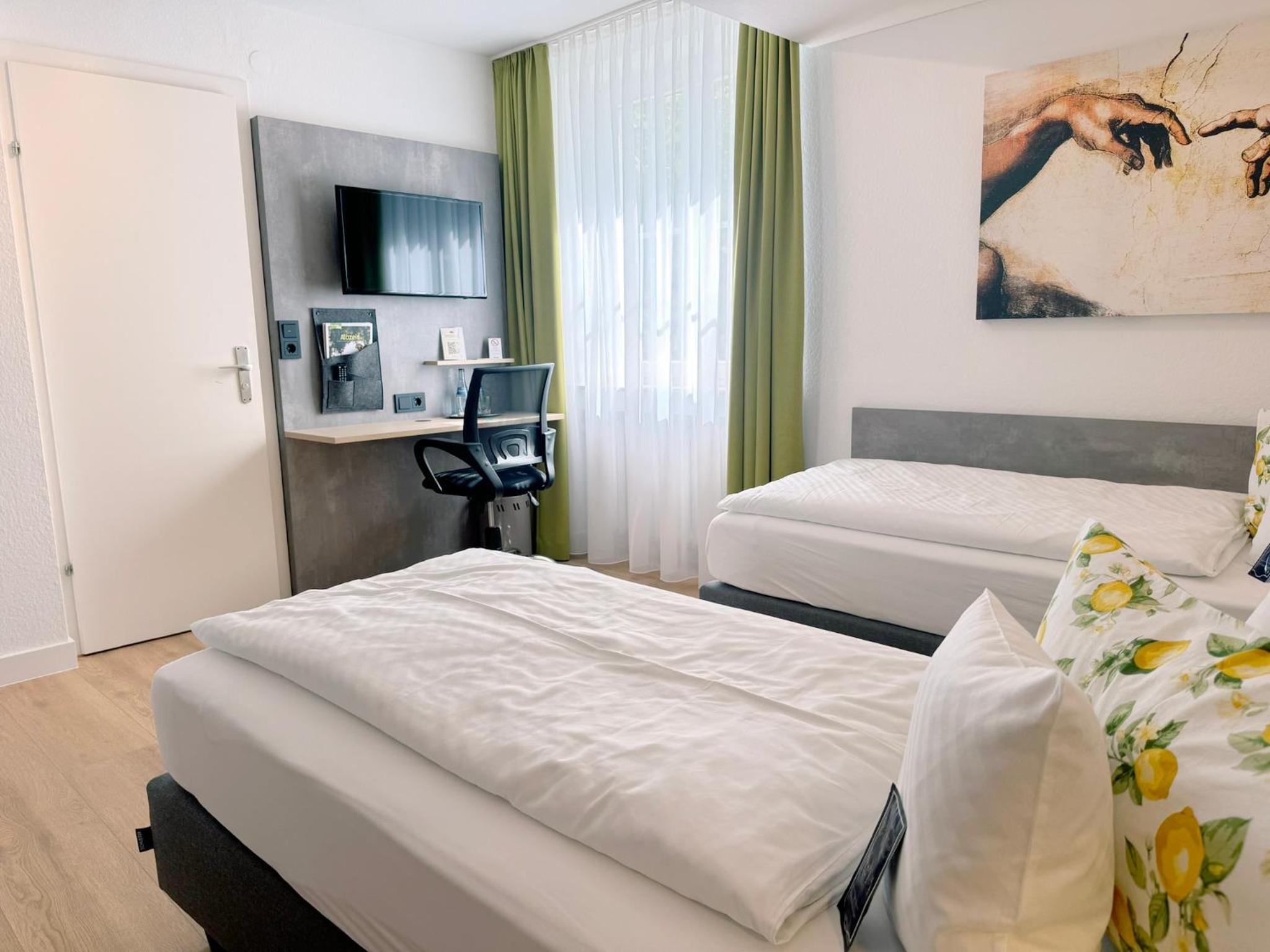 Double Room - Photo 2