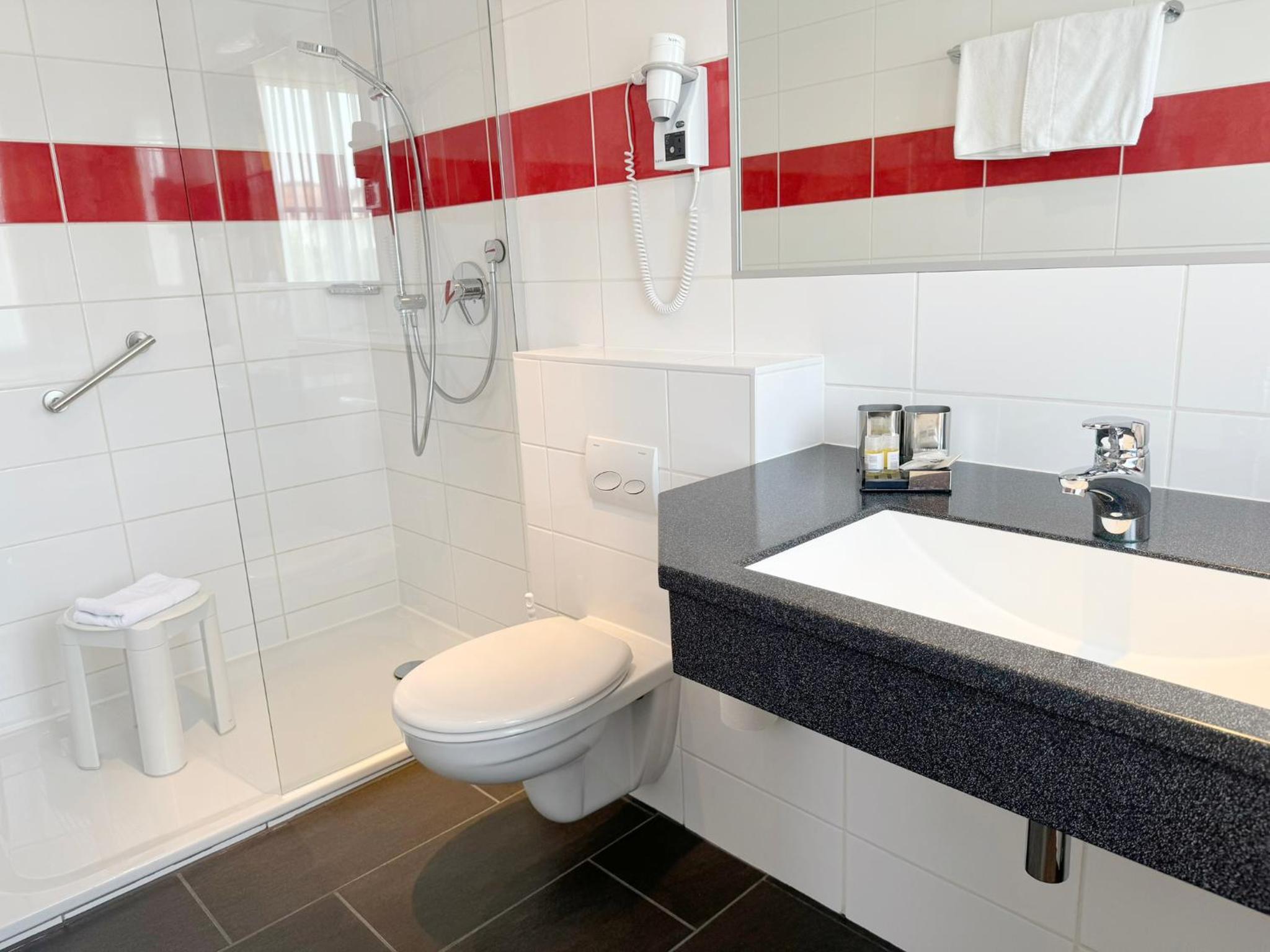 Double Room - Photo 13