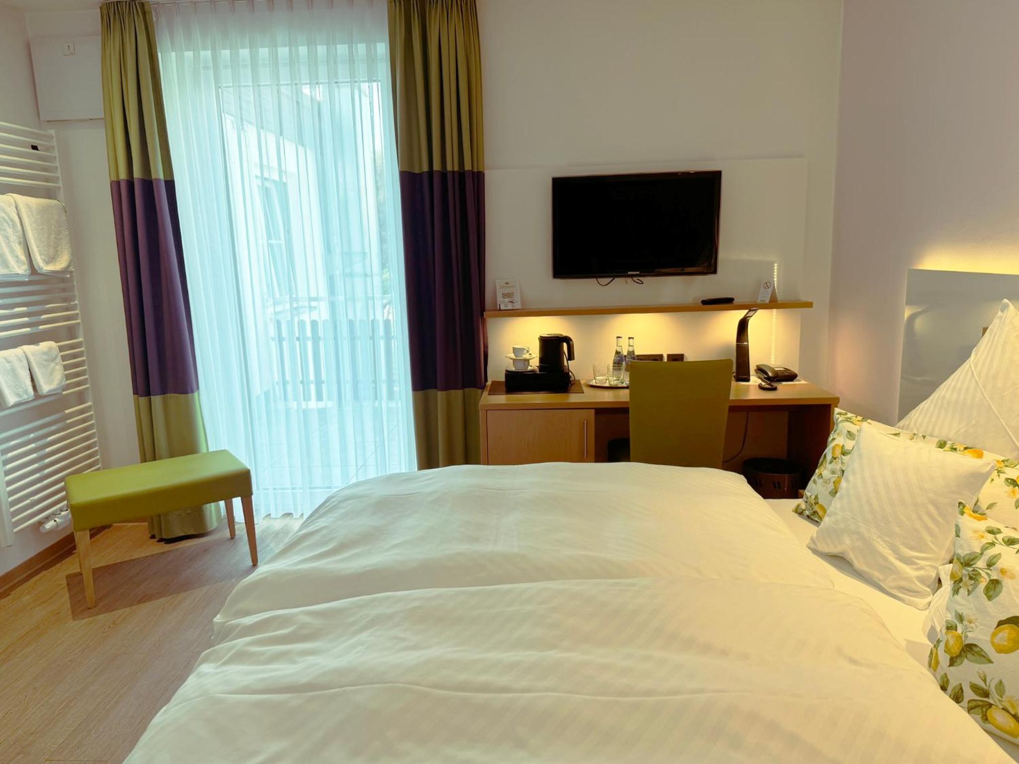 Double Room - Photo 9