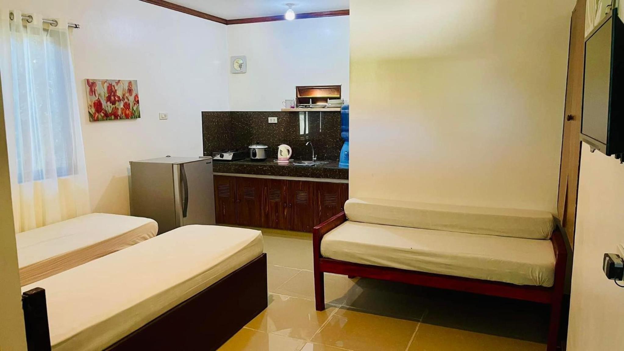 Studio Apartment 3  photo 1