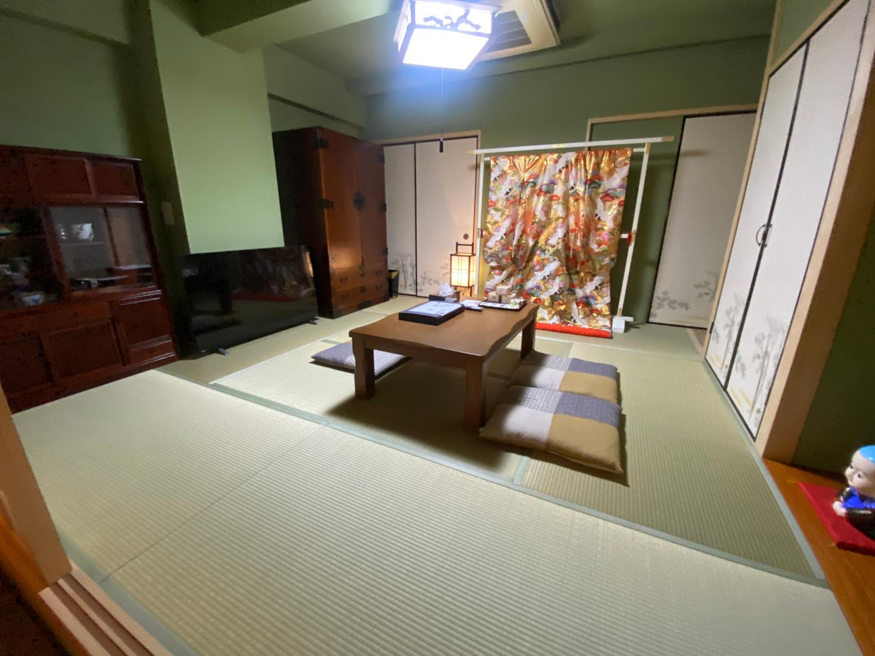 Deluxe Apartment
