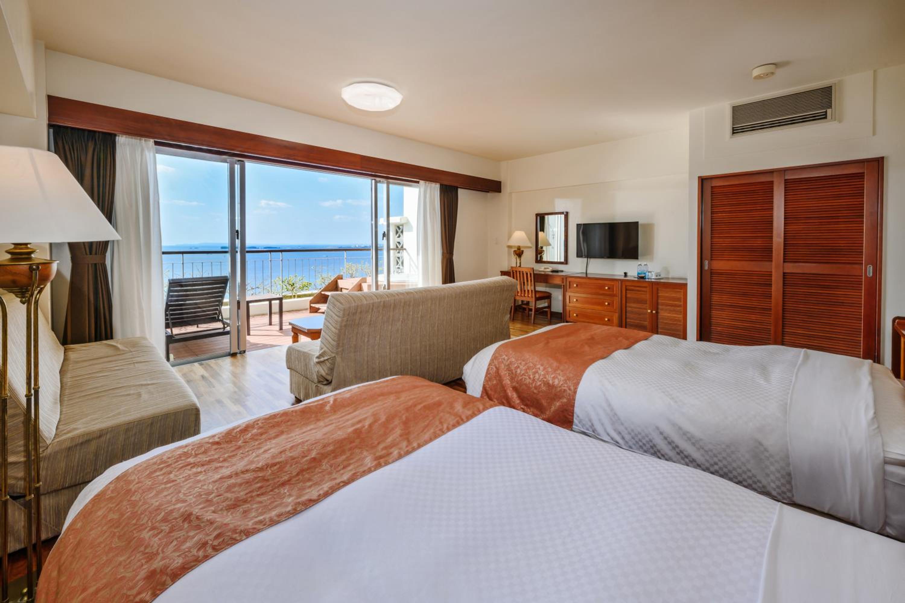 Orchid Deluxe Room with Ocean View with Jet bath
