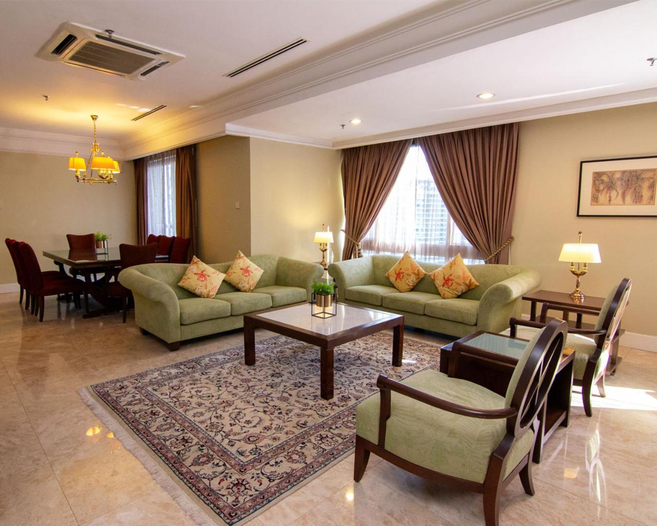 Four-Bedroom Apartment (8 Adults) photo 3