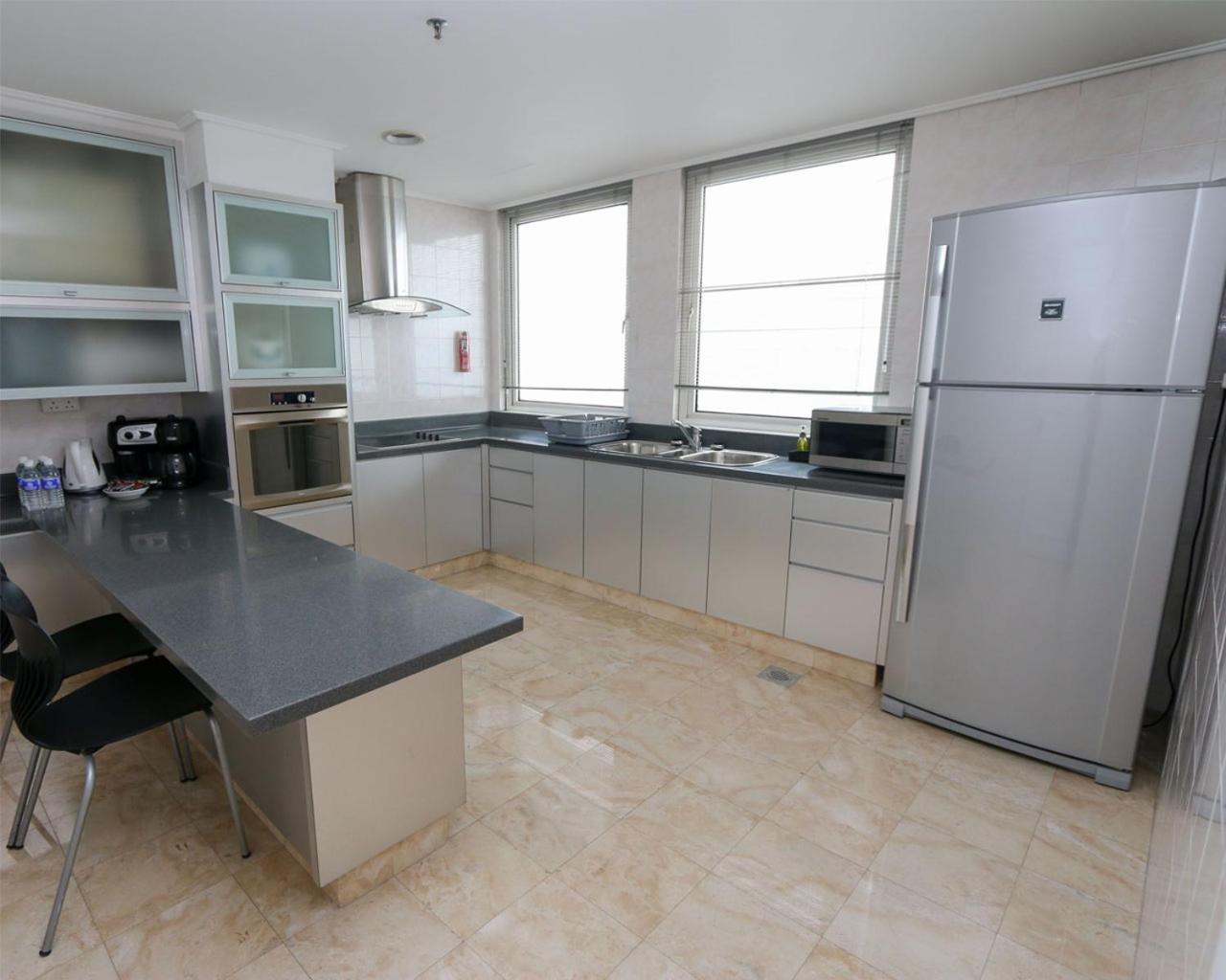 Four-Bedroom Apartment (8 Adults) photo 1