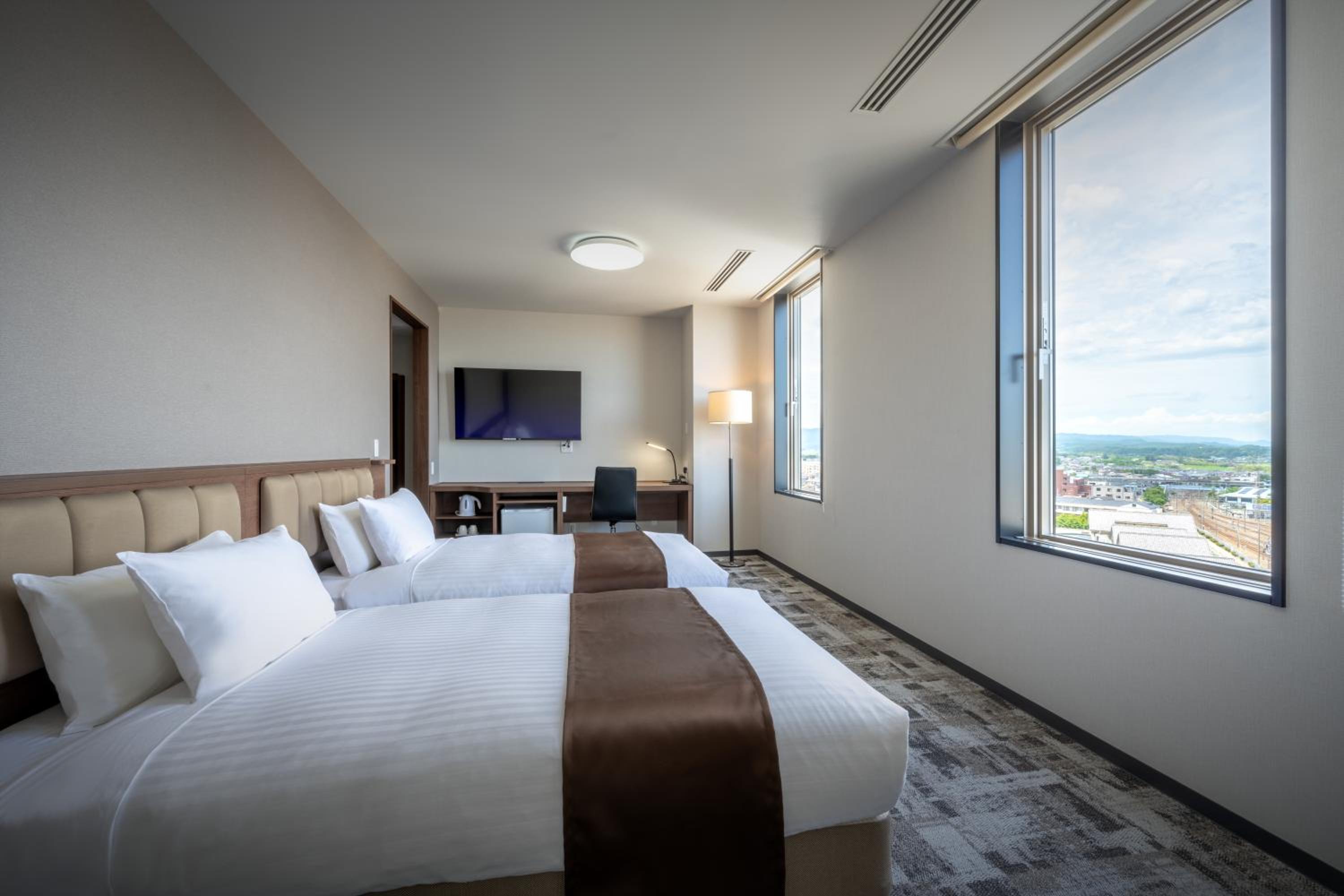 Standard Twin Room - Photo 1