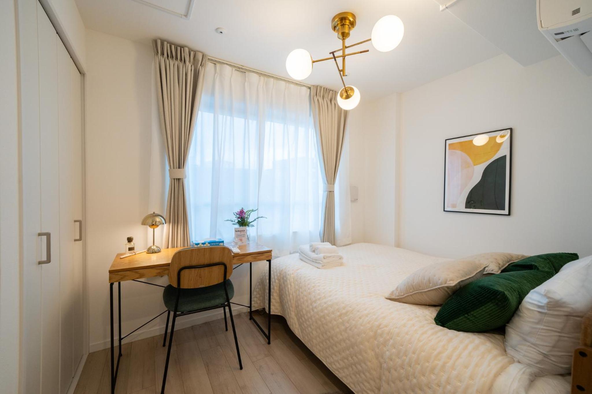 One-Bedroom Apartment photo 2