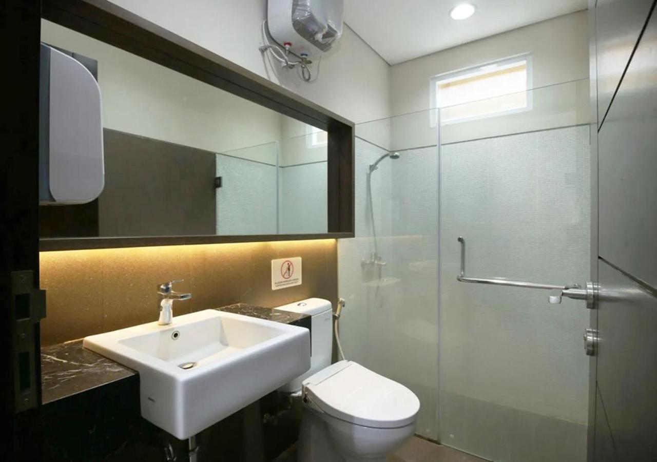 Suite - Photo 7