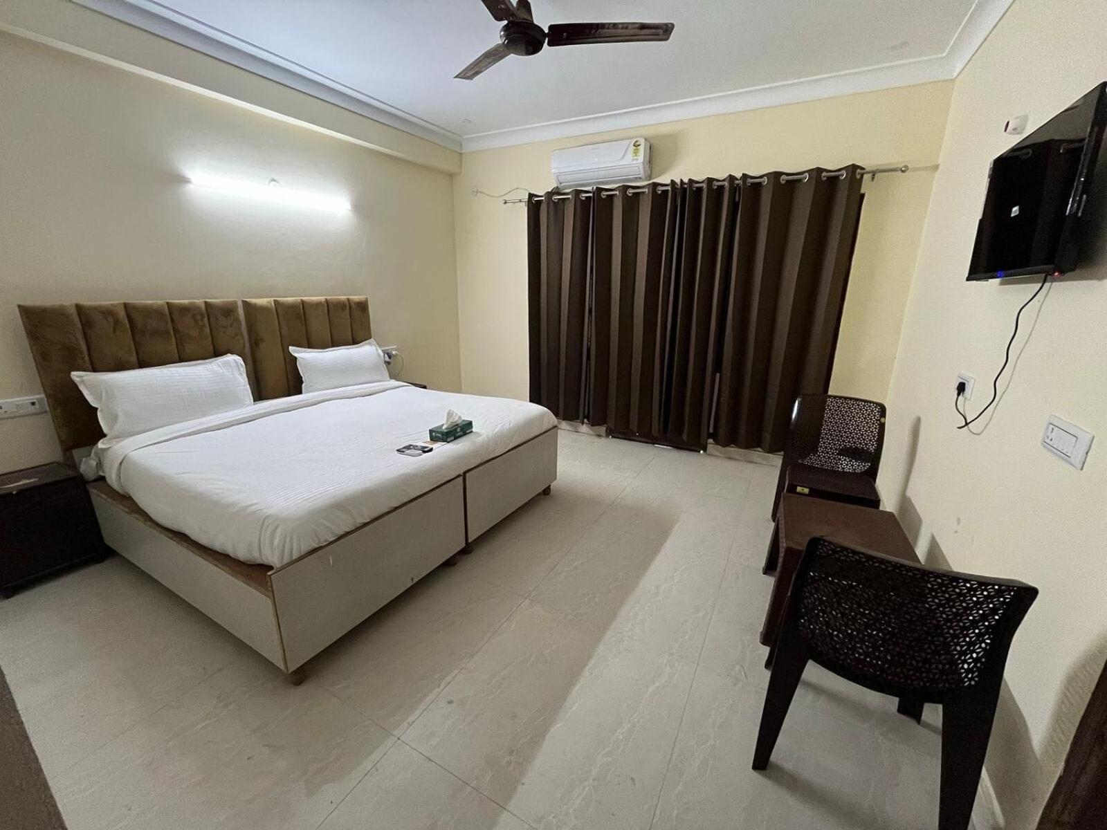 Classic Triple Room