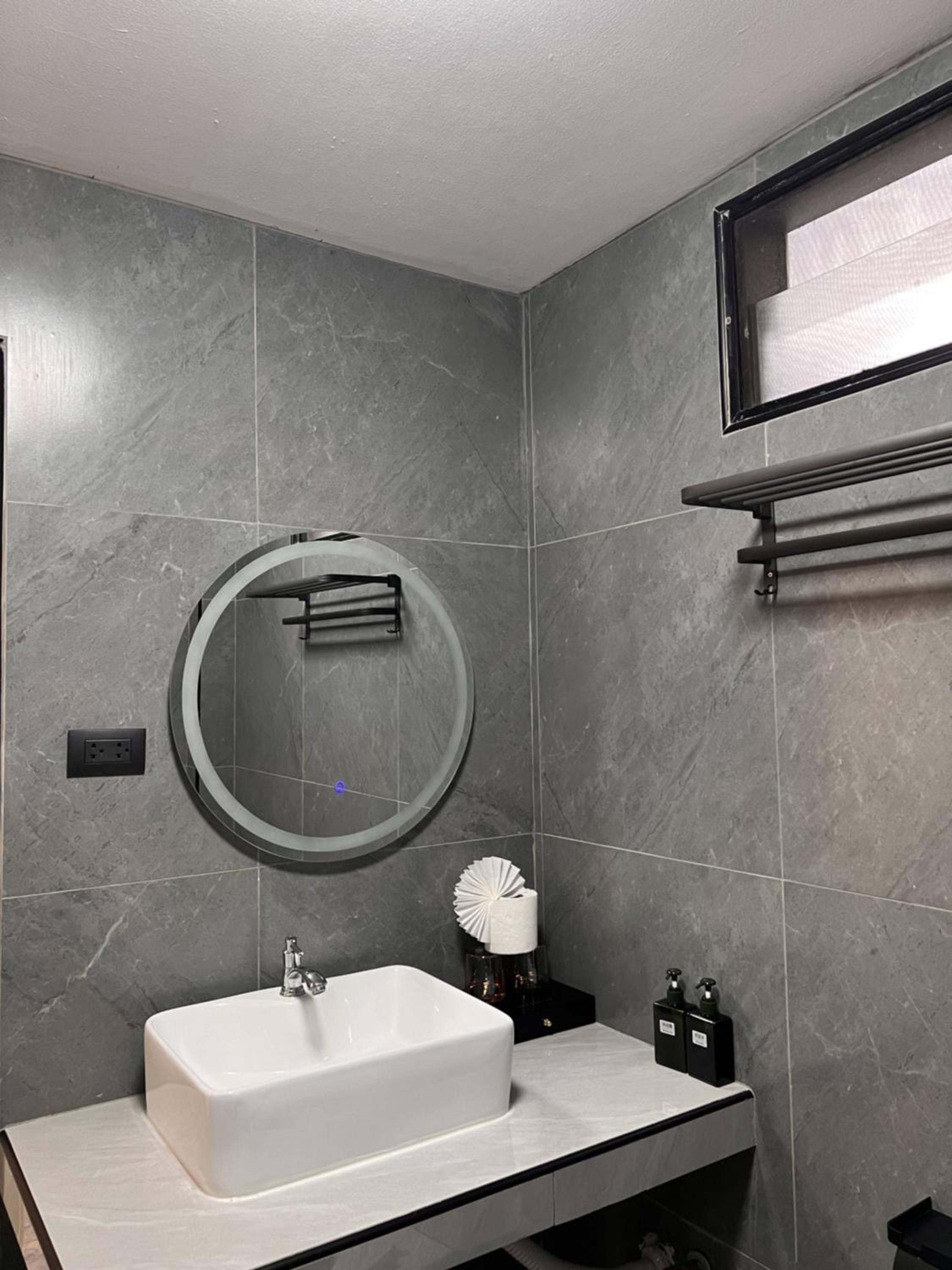 Triple Room with Pool View - Photo 4