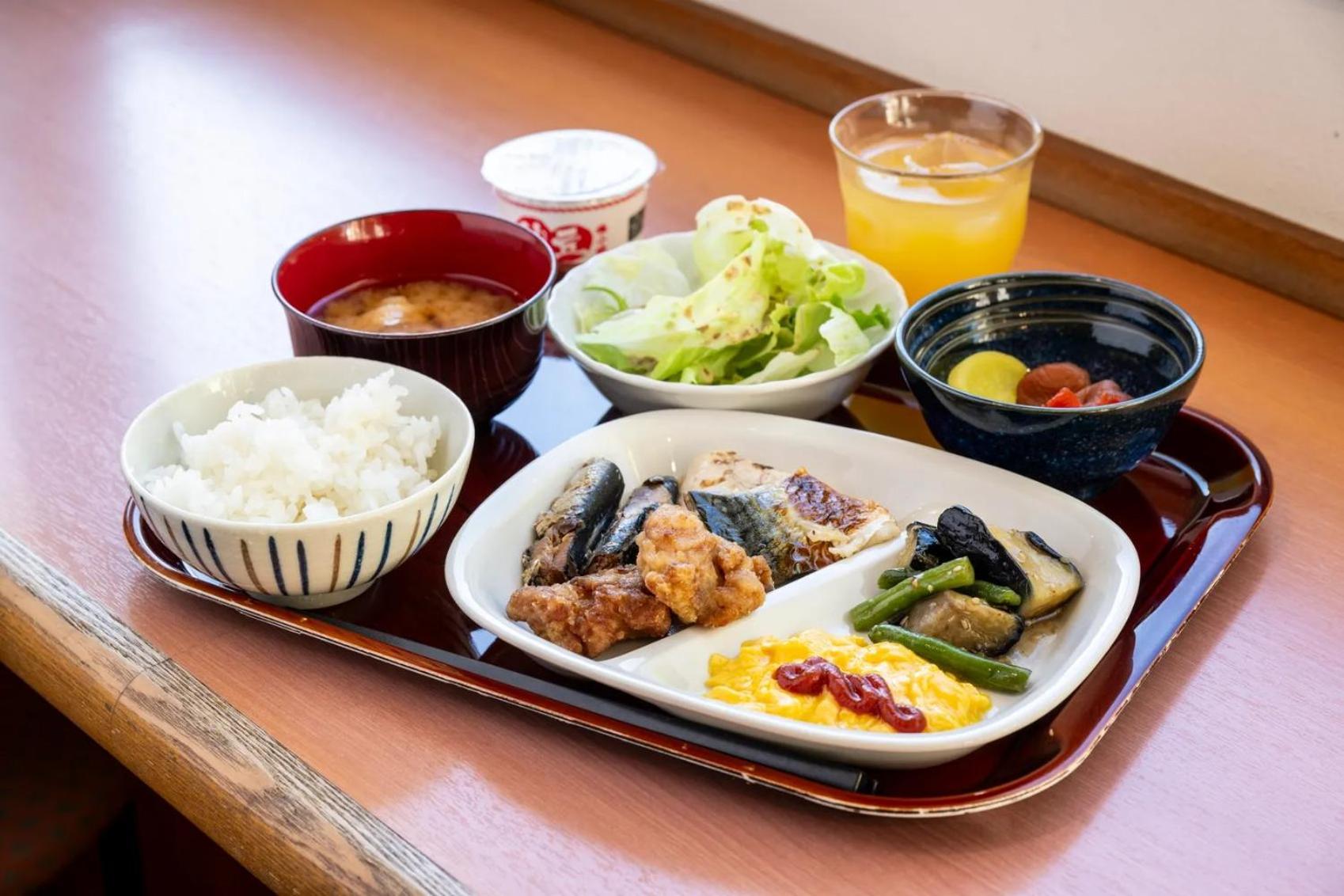 Twin Room - Non-Smoking - Photo 3
