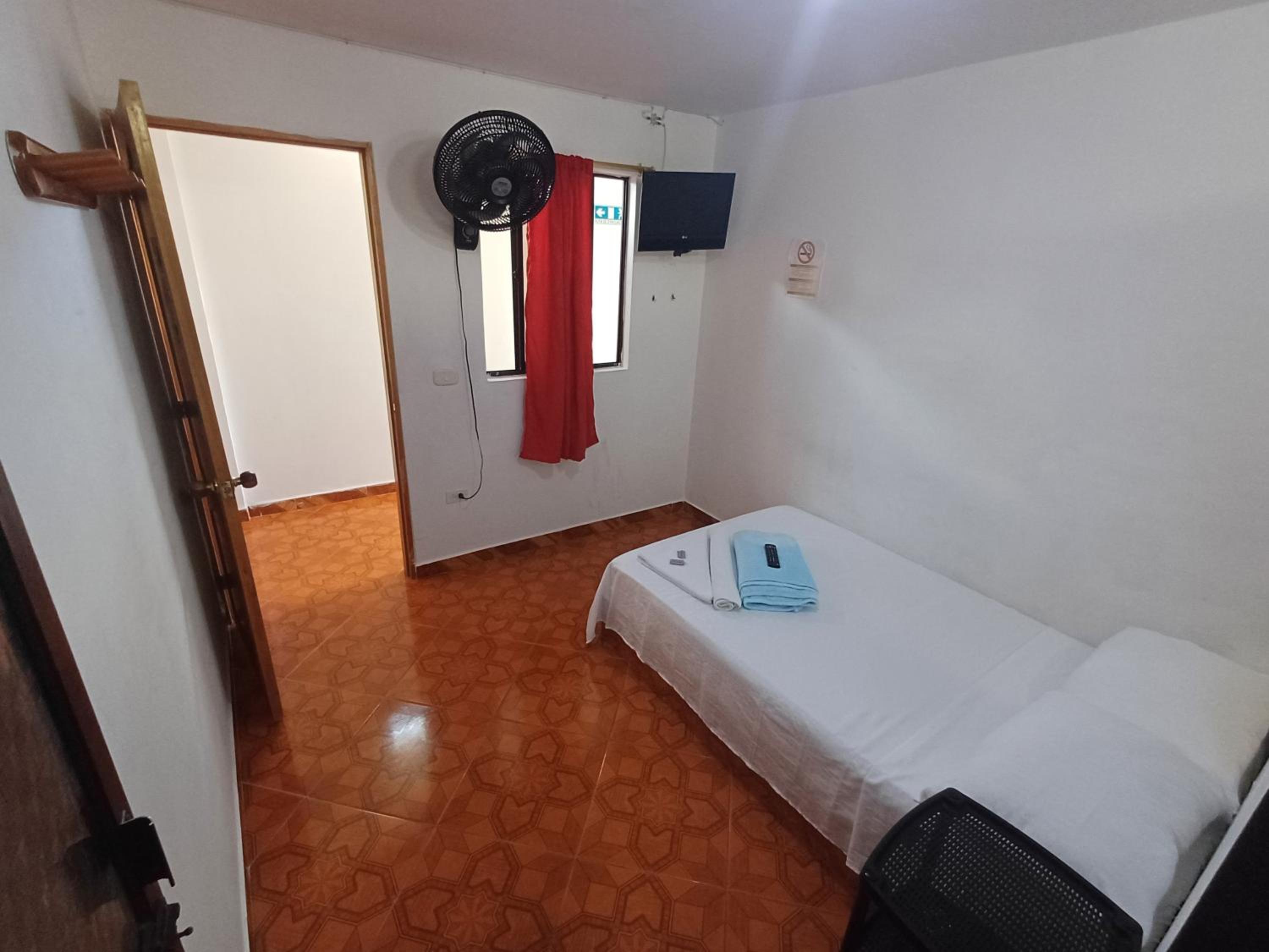 Single Room photo 1