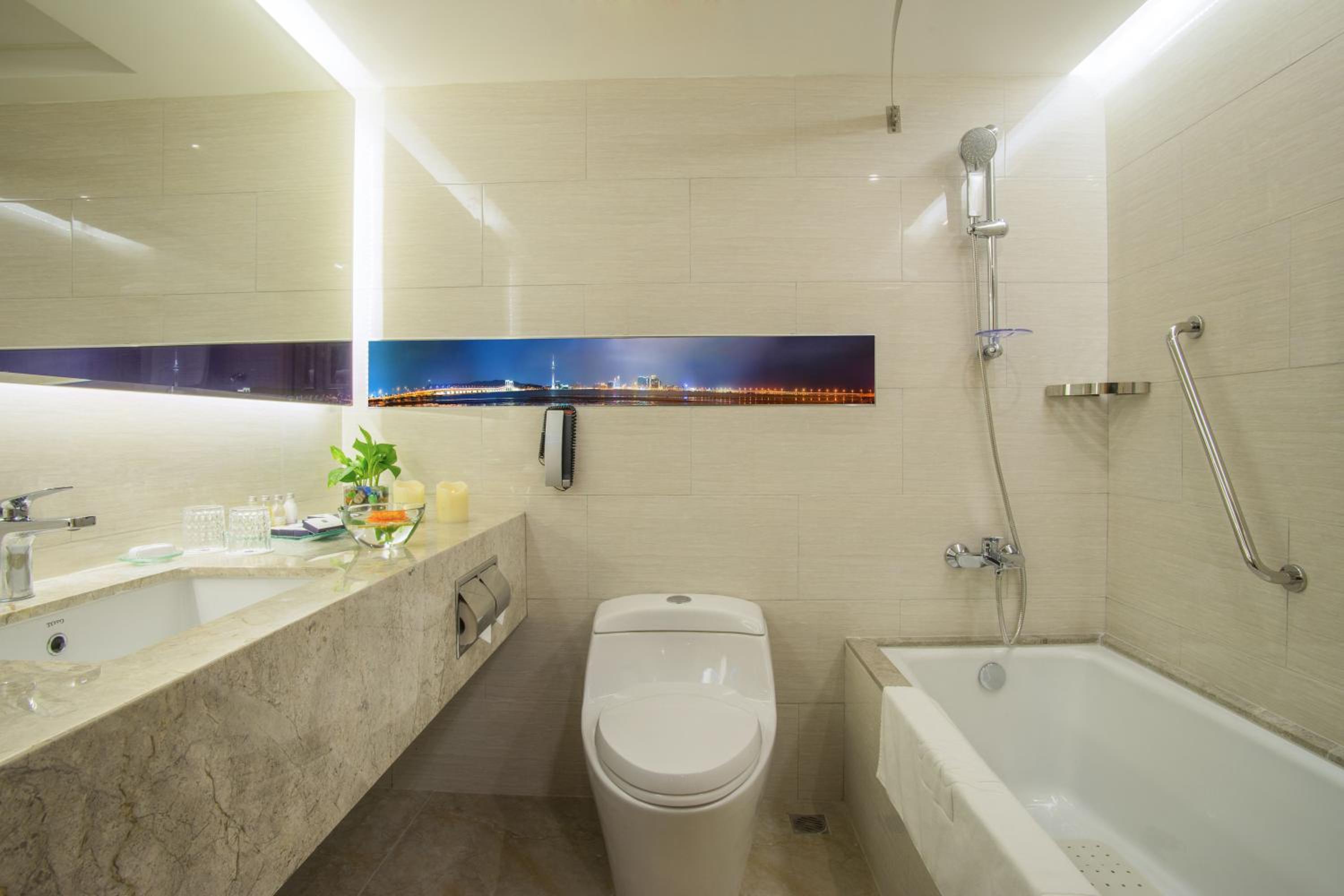 Deluxe Twin Room - Photo 2