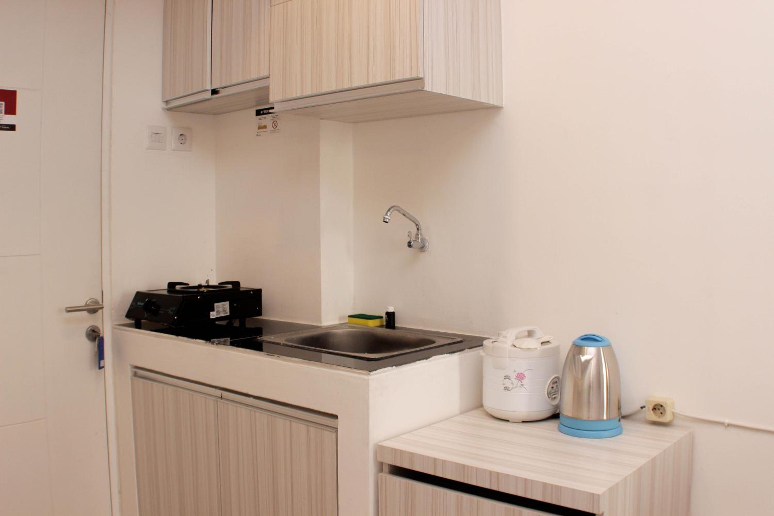 Studio Apartment photo 2