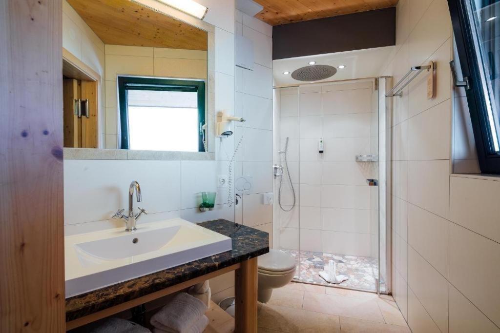 Suite with Mountain View photo 2