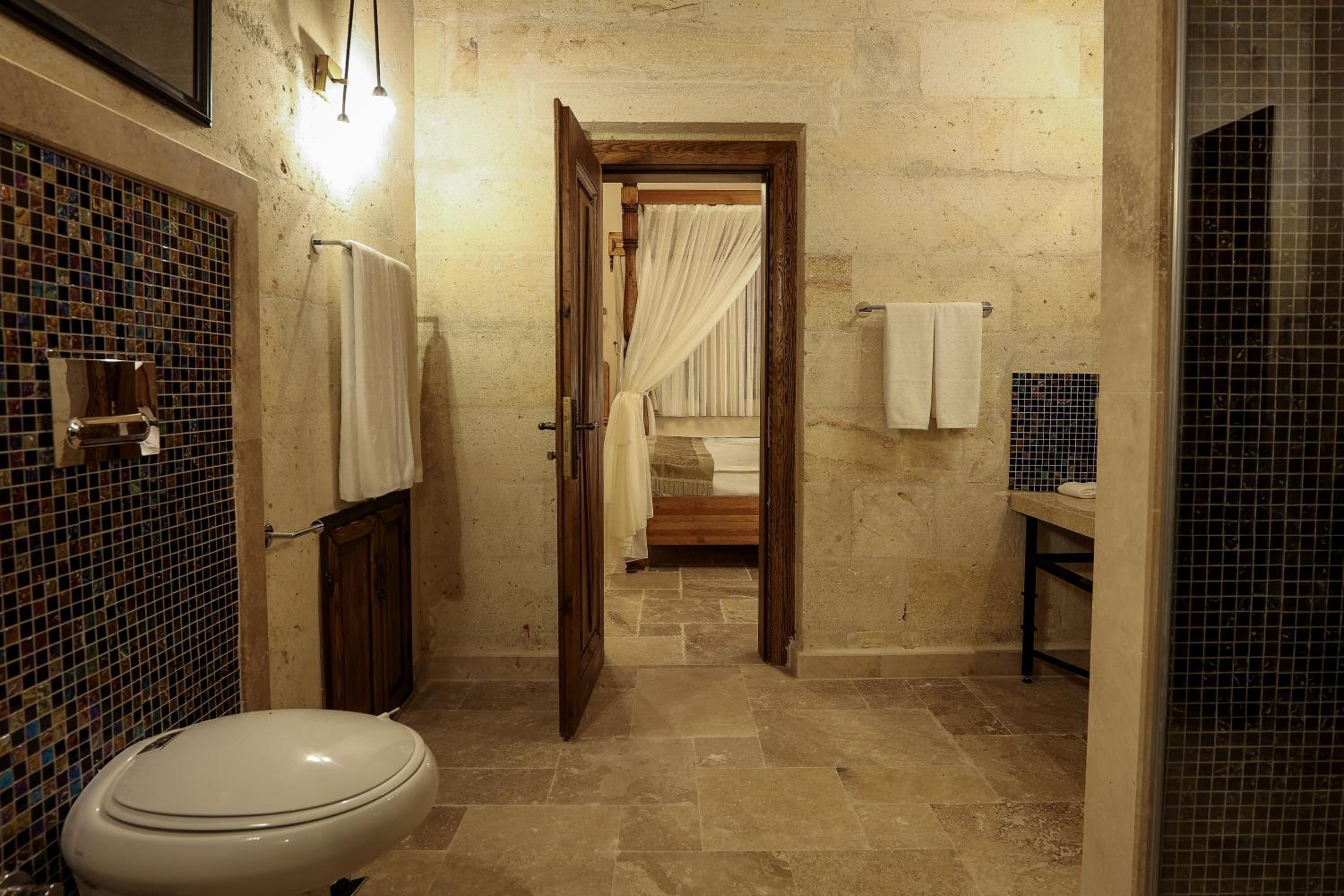 Stone Mansion Suite photo 2