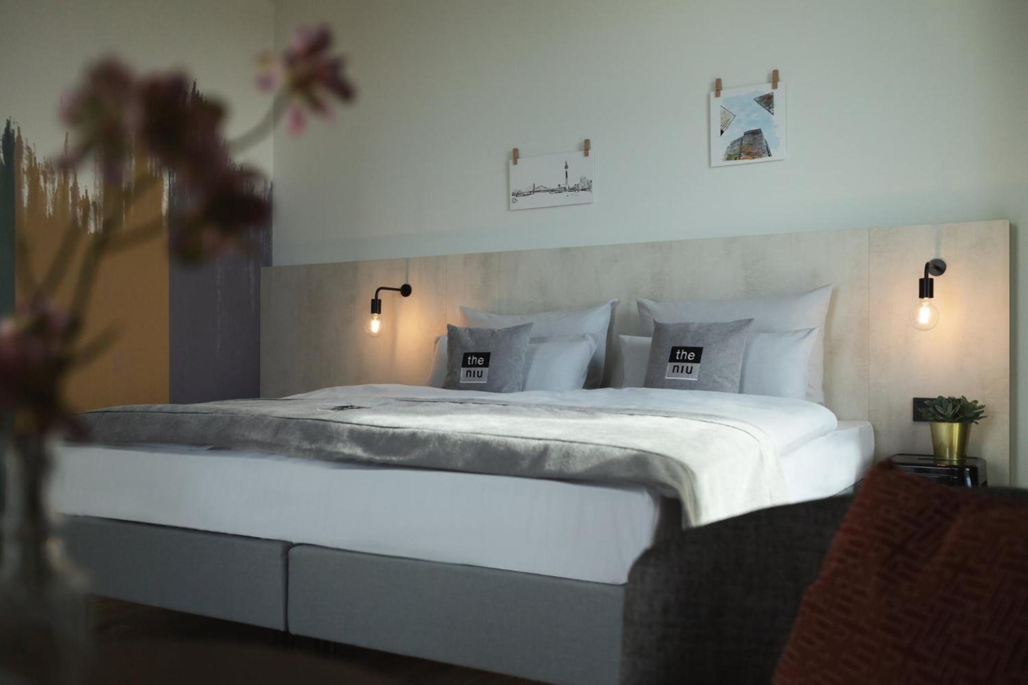Premium Queen Room - Photo 2