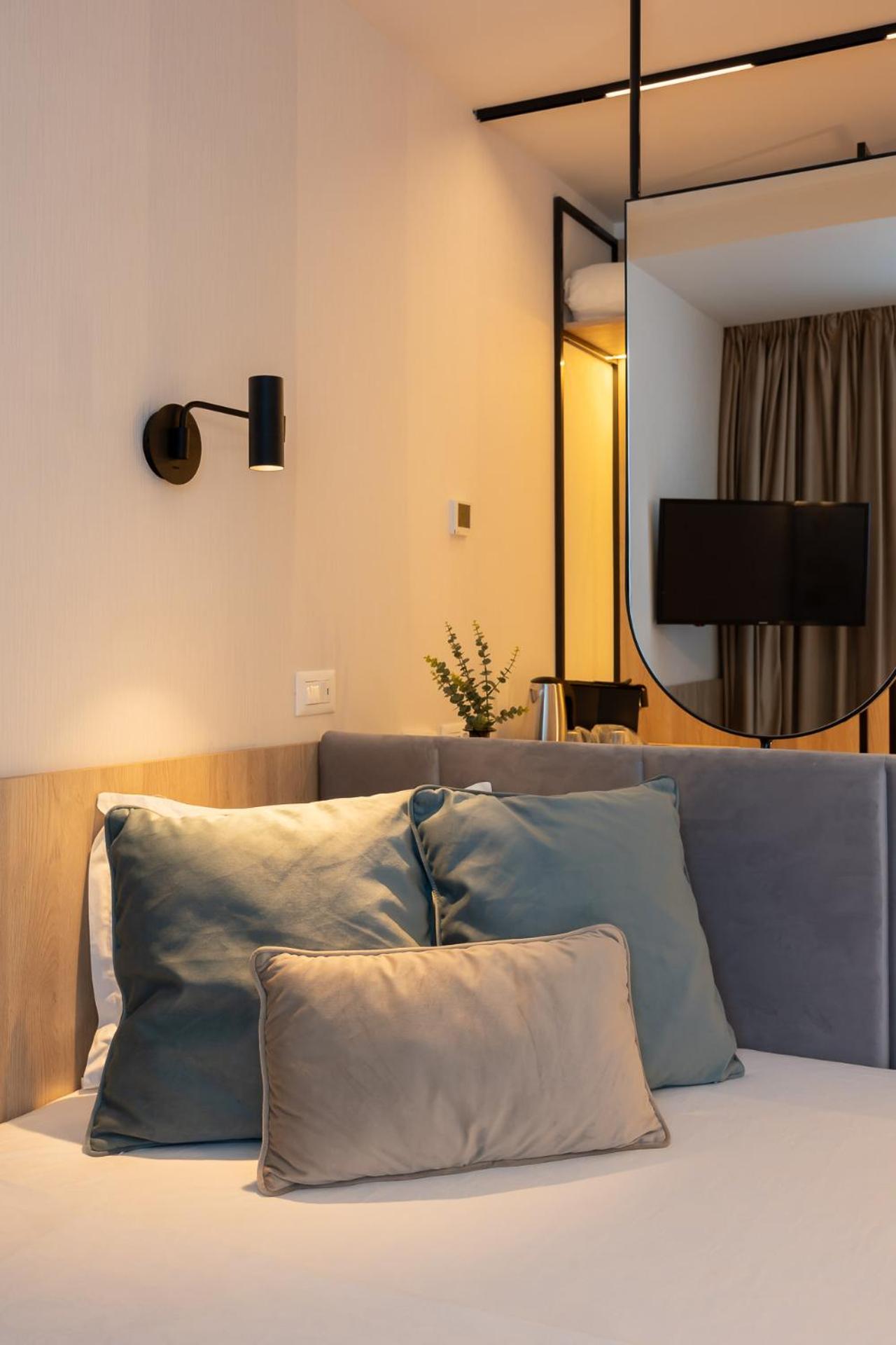 Single Room with Balcony