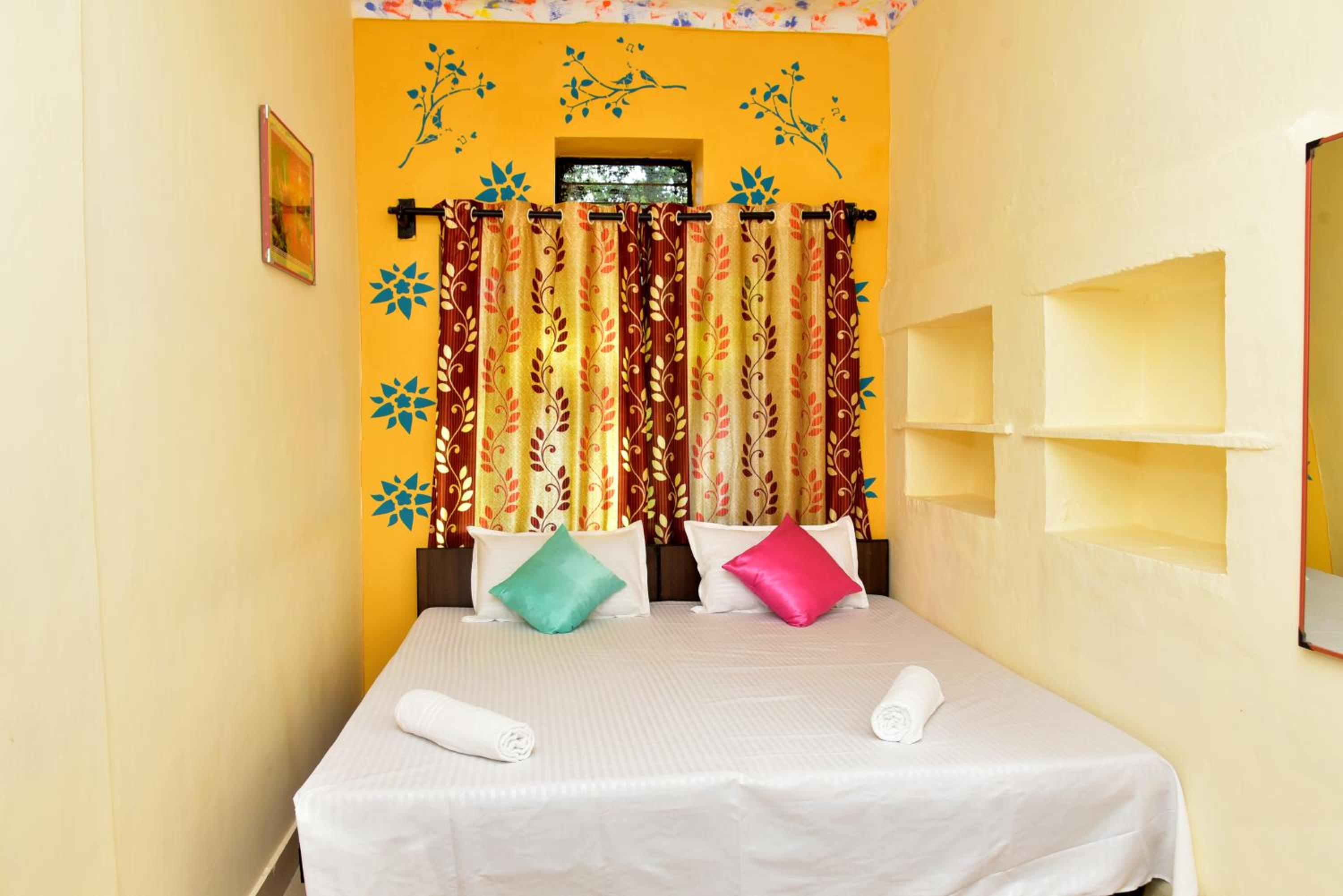 Budget Double Room photo 1