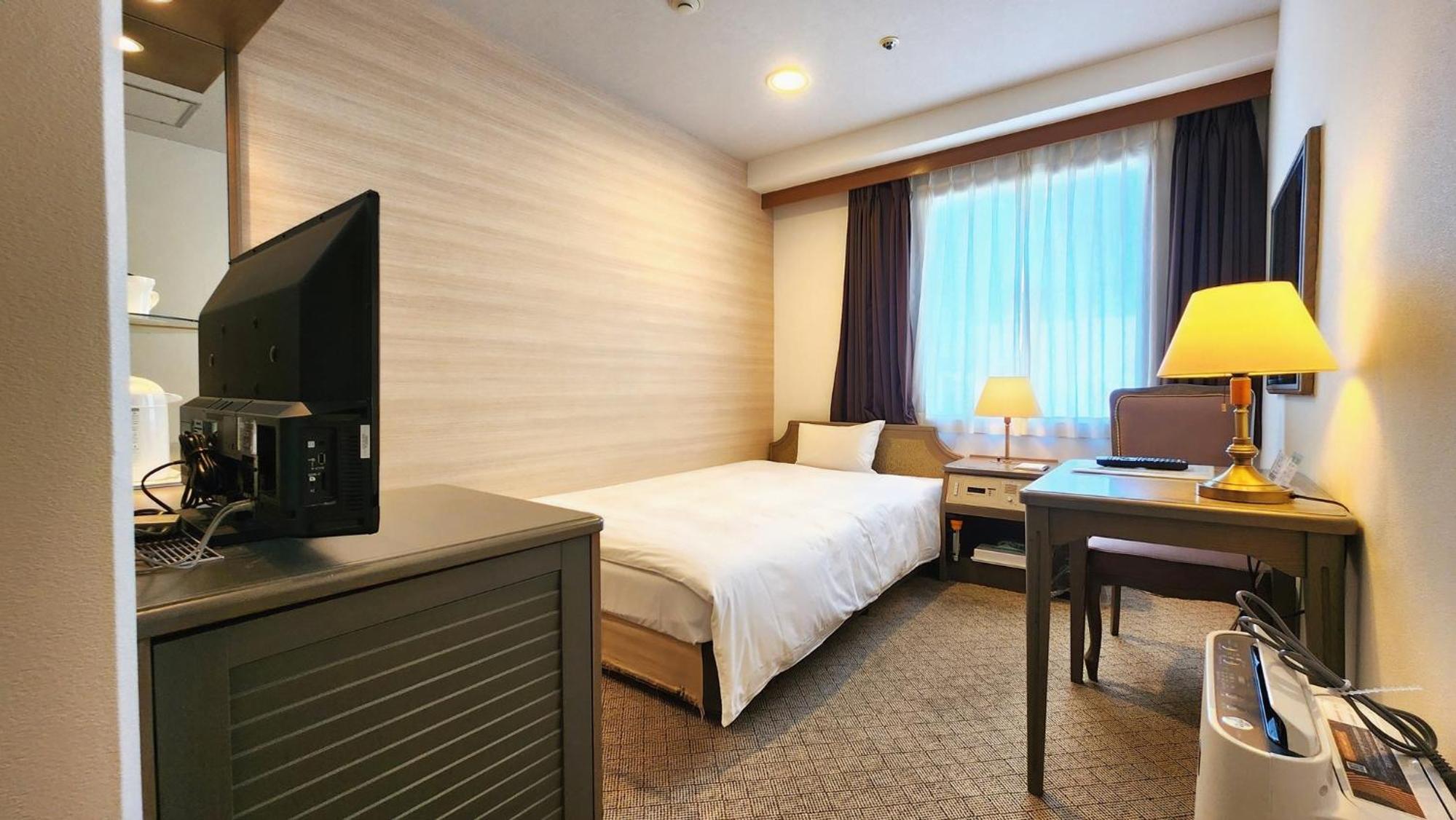 Double Room with Small Double Bed - Non-Smoking - Photo 1