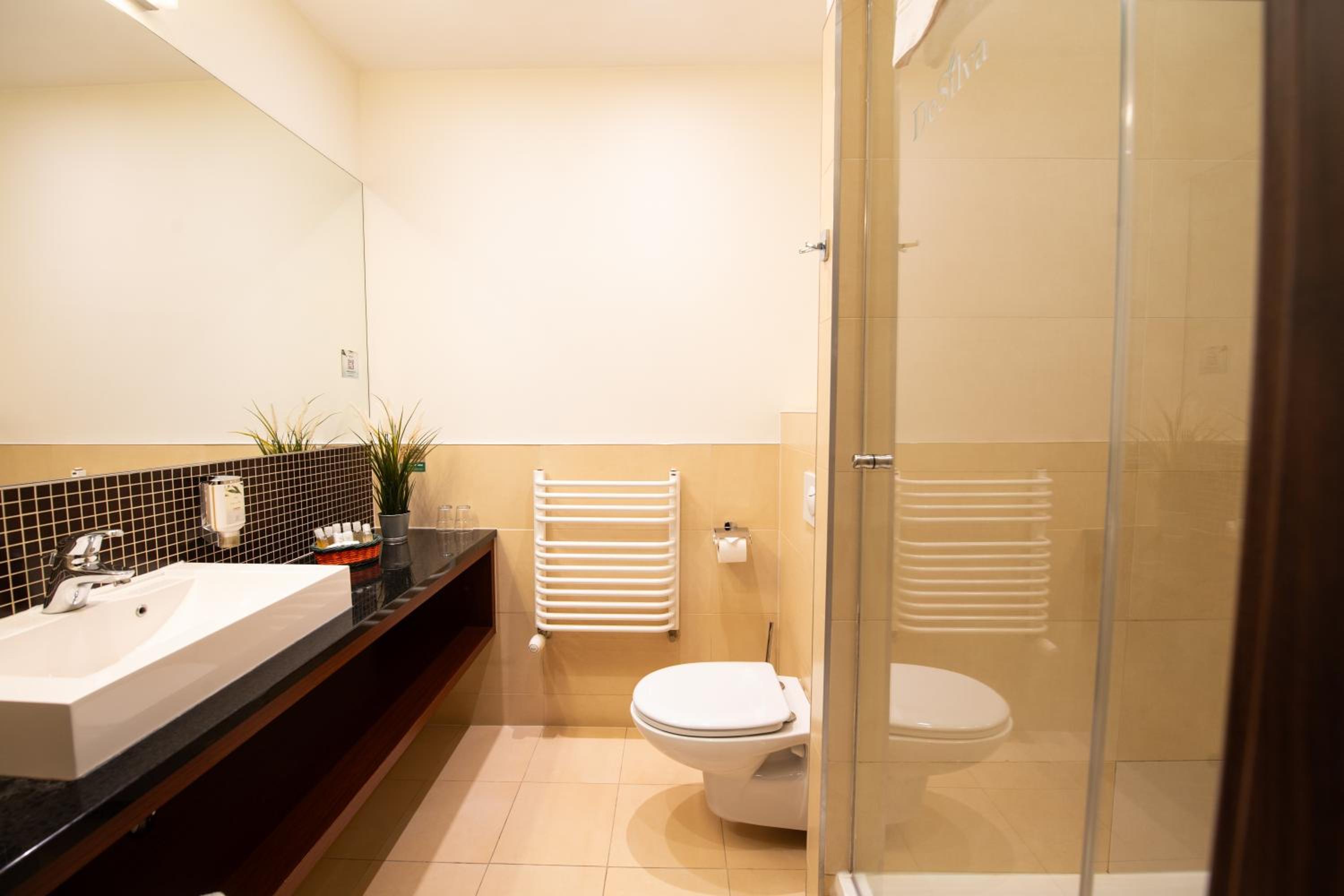 Triple Room - Photo 2