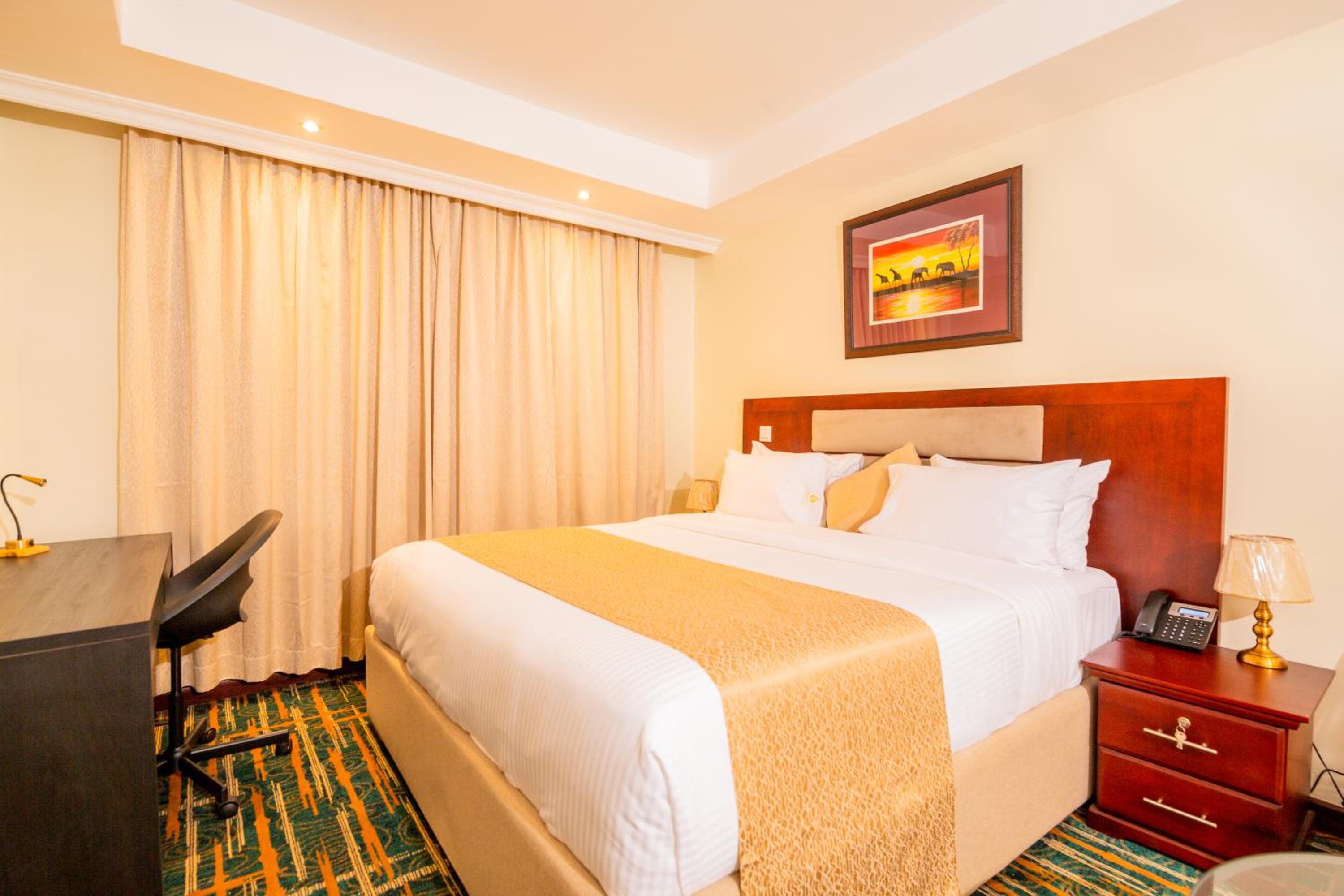 Deluxe King Room photo 3