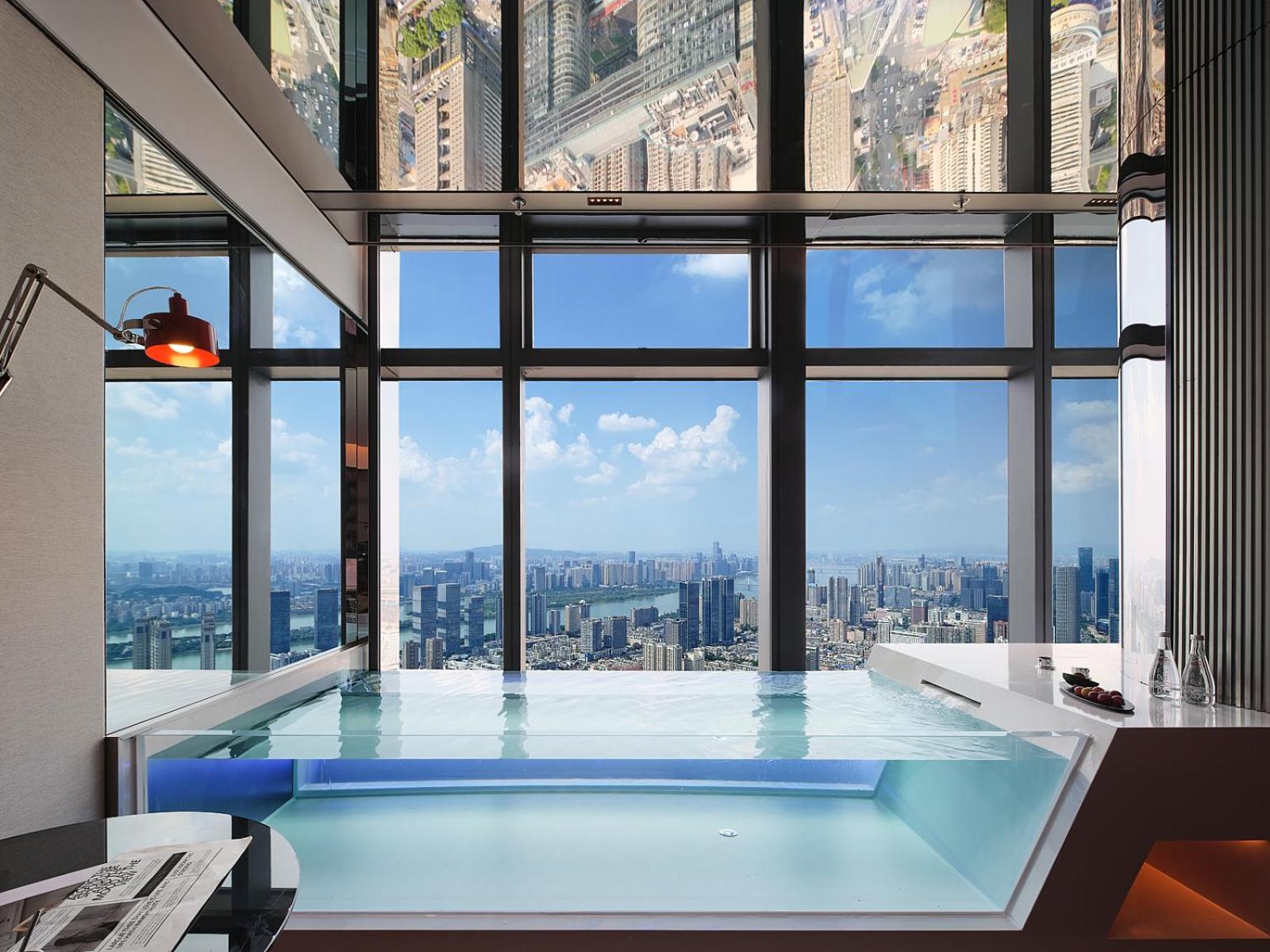 City View Queen Room Puls Bathtub photo 2