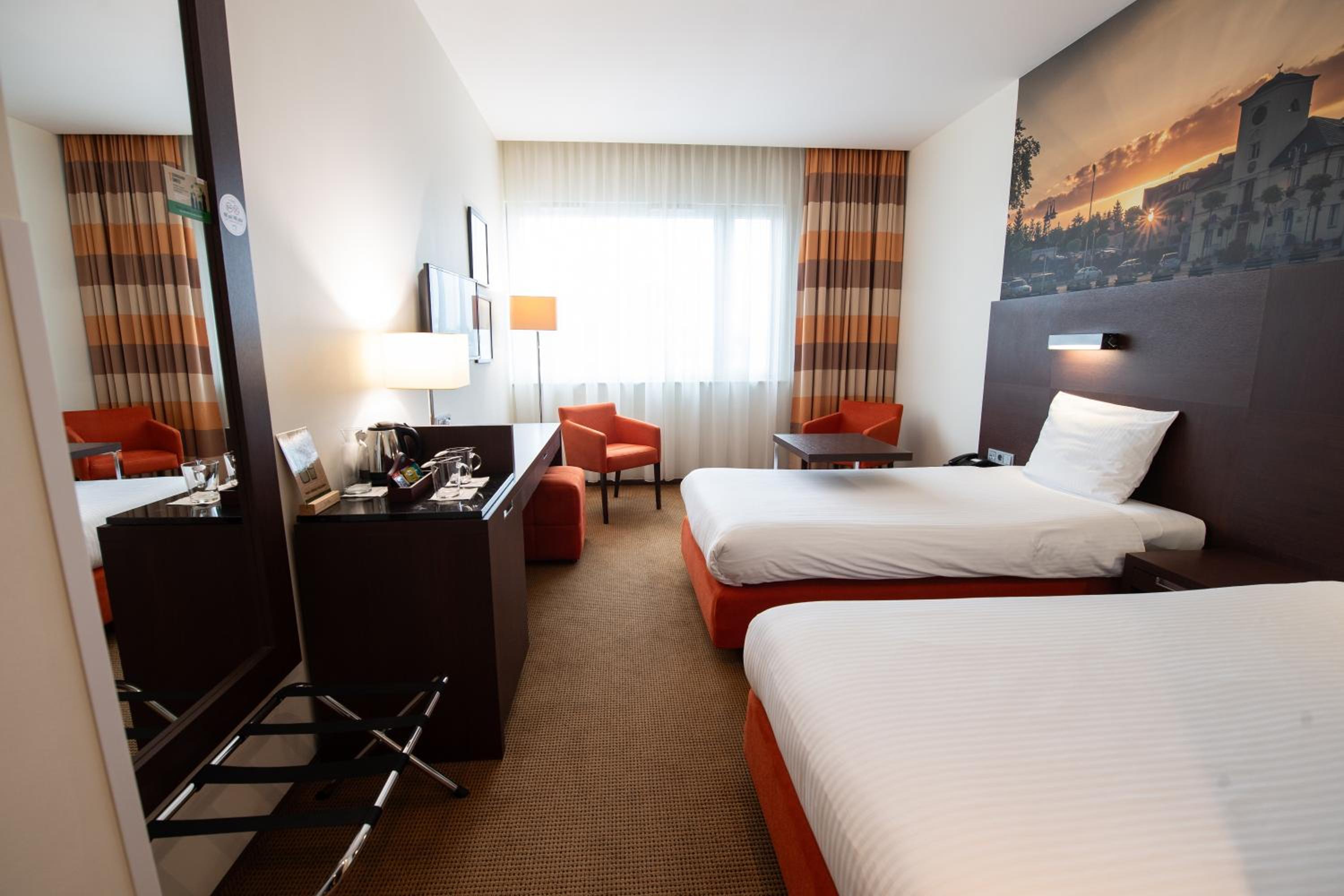 Twin Room - Photo 4