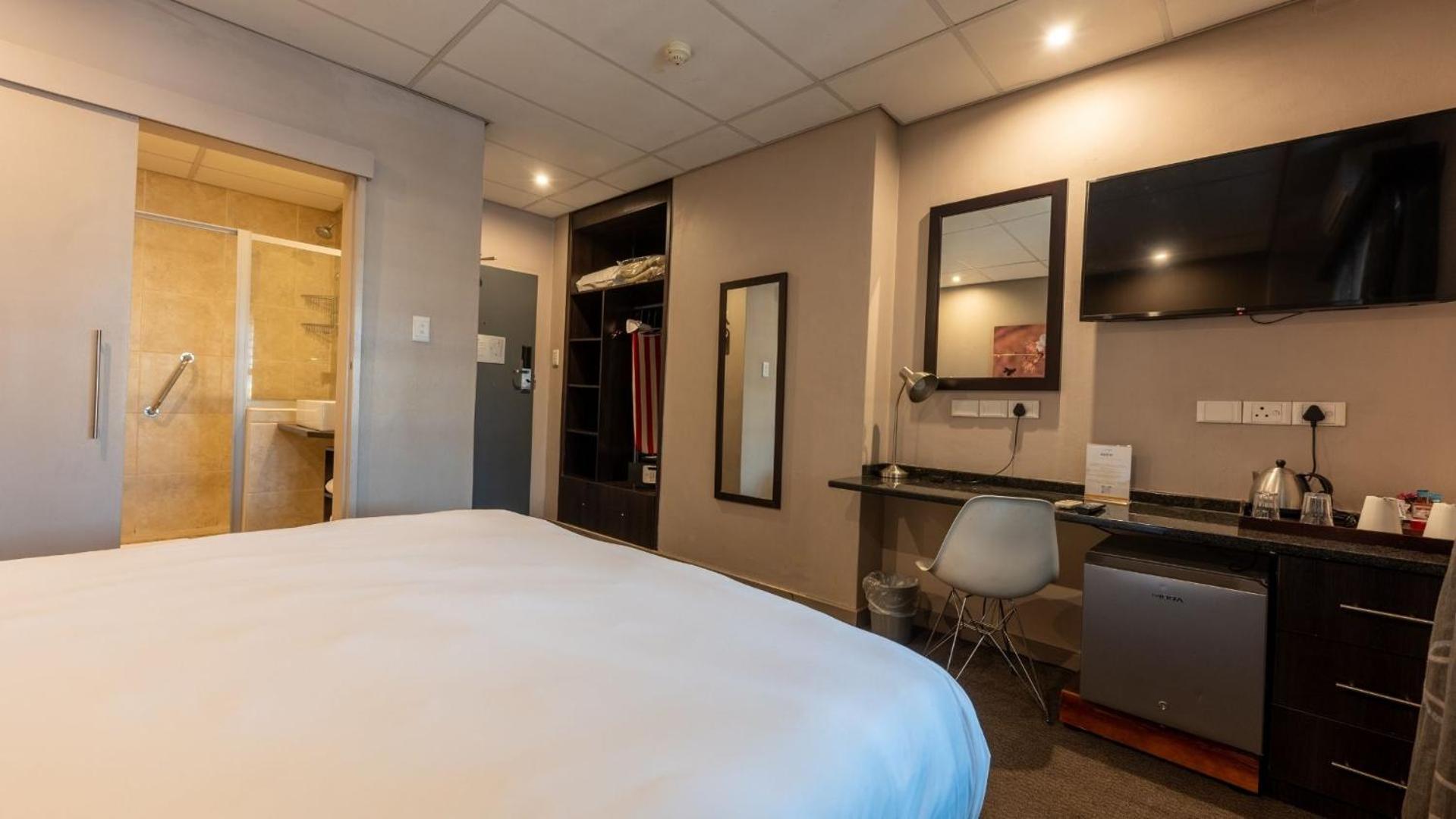 Standard  Room - Photo 5