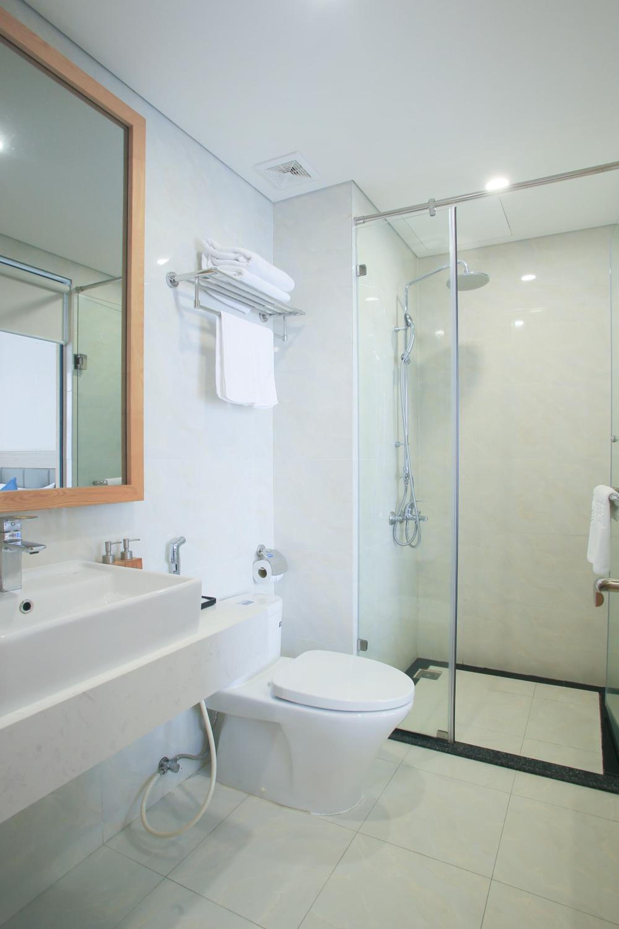 Deluxe Double Room with Sea View - Photo 6