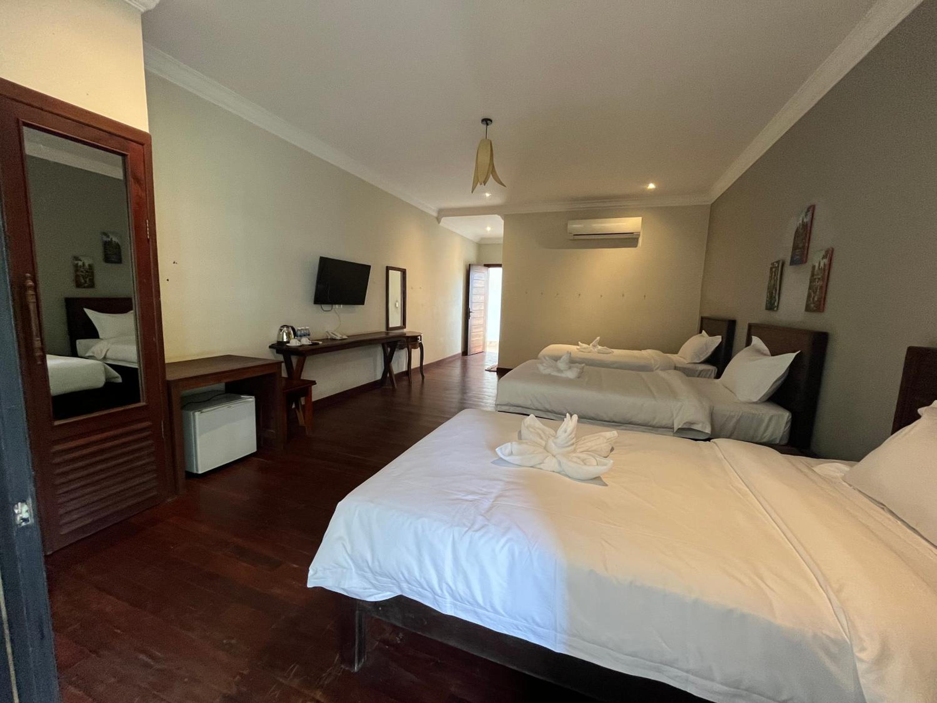 Triple Room with Balcony photo 1