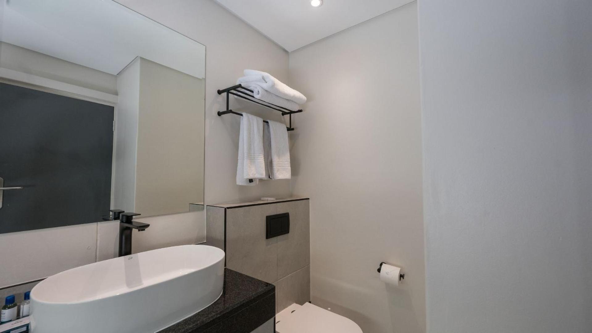 Standard Apartment - Photo 6