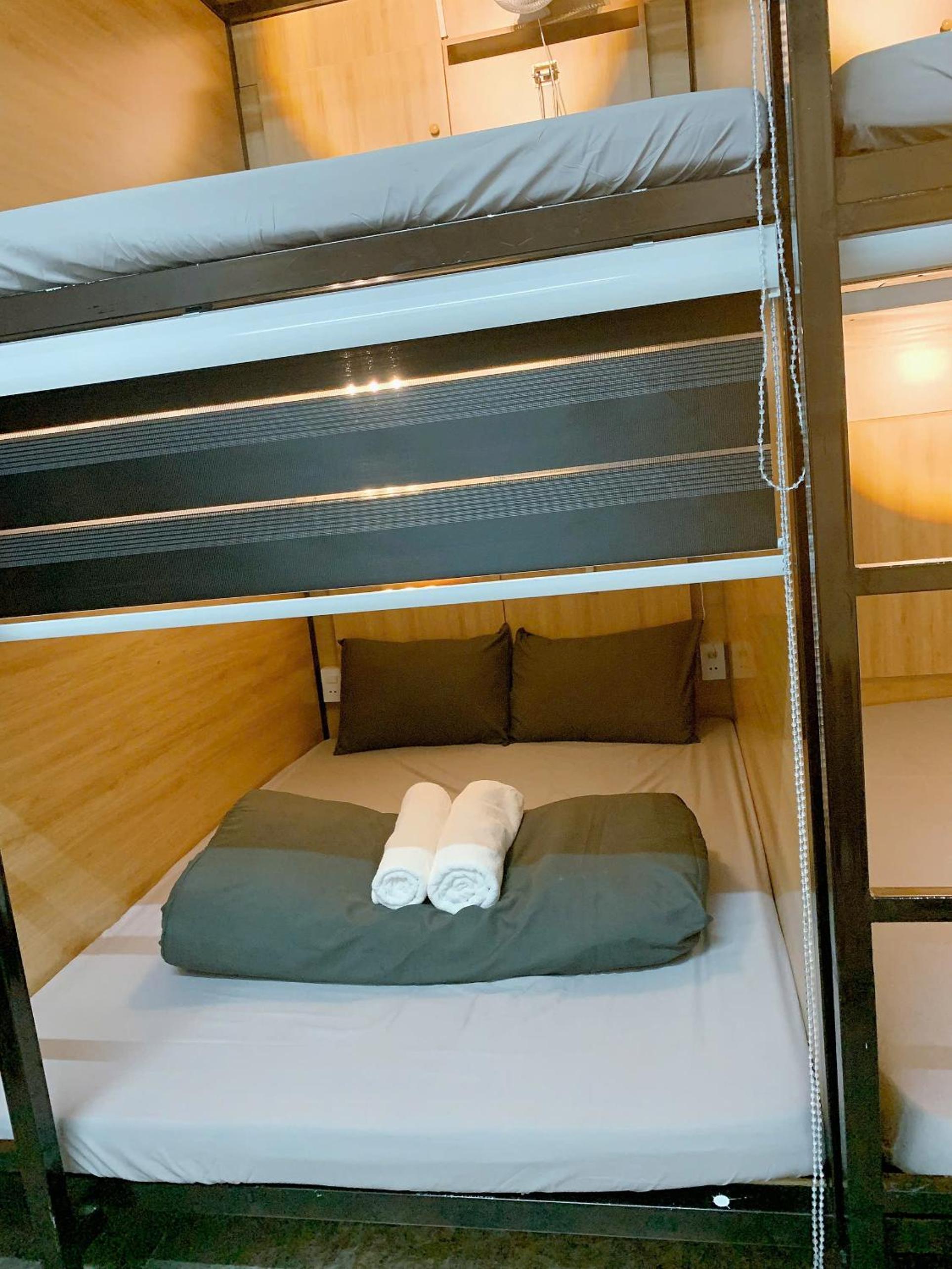 Bed in 6-Bed Mixed Dormitory Room