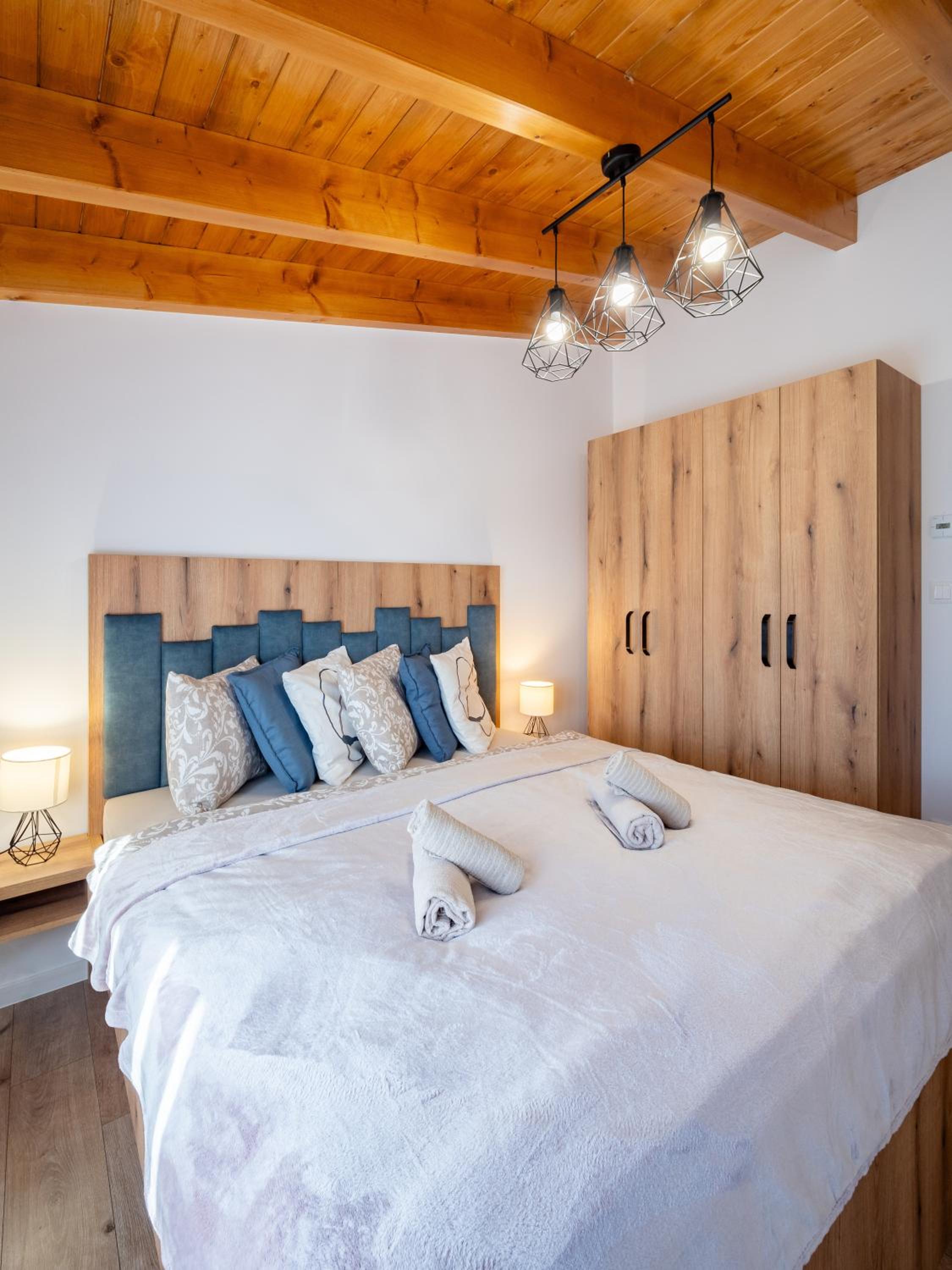 Two-Bedroom Apartment with Balcony photo 1