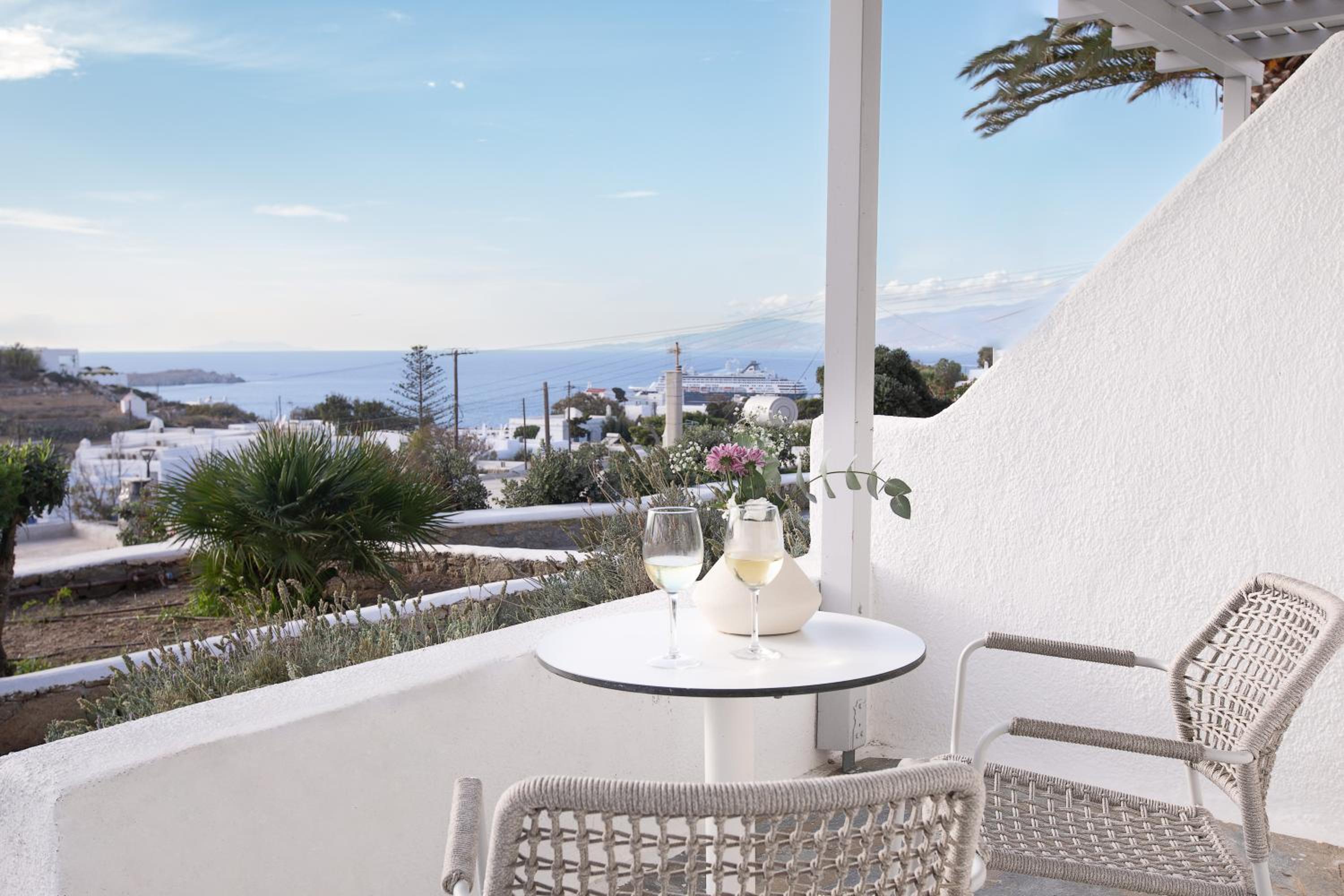 Superior Room / Sea View - Photo 7