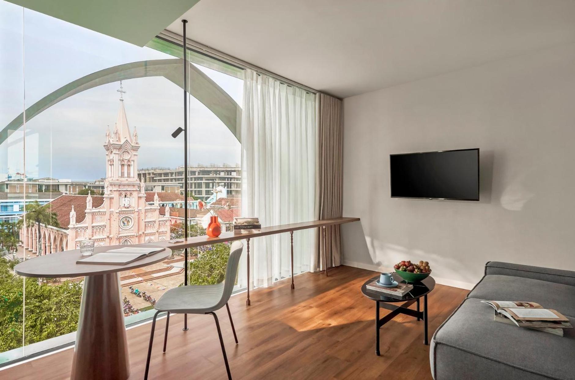 Premier Relish City View - Photo 3