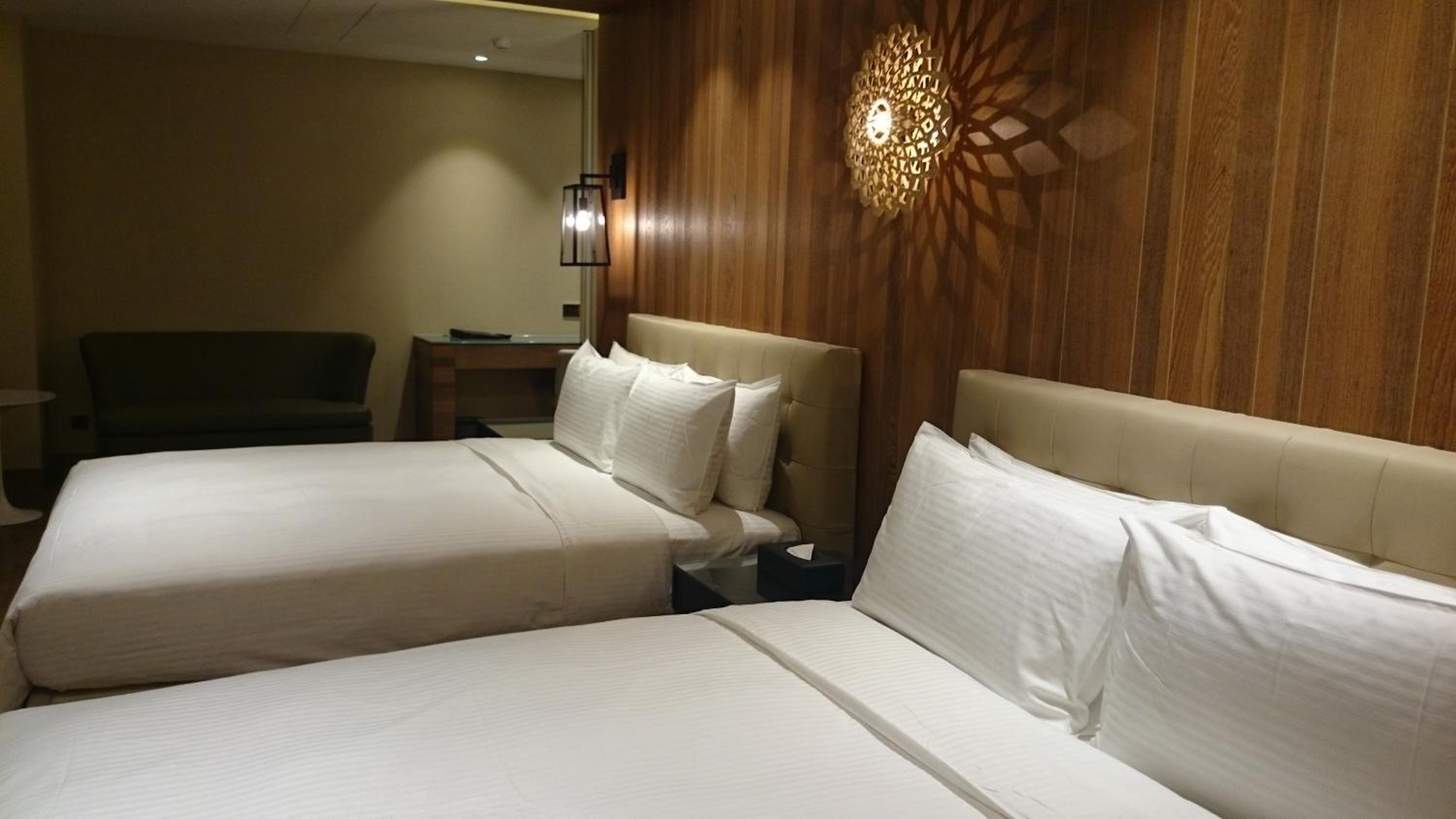 Run of House Room - Bed Type Not Guaranteed photo 2