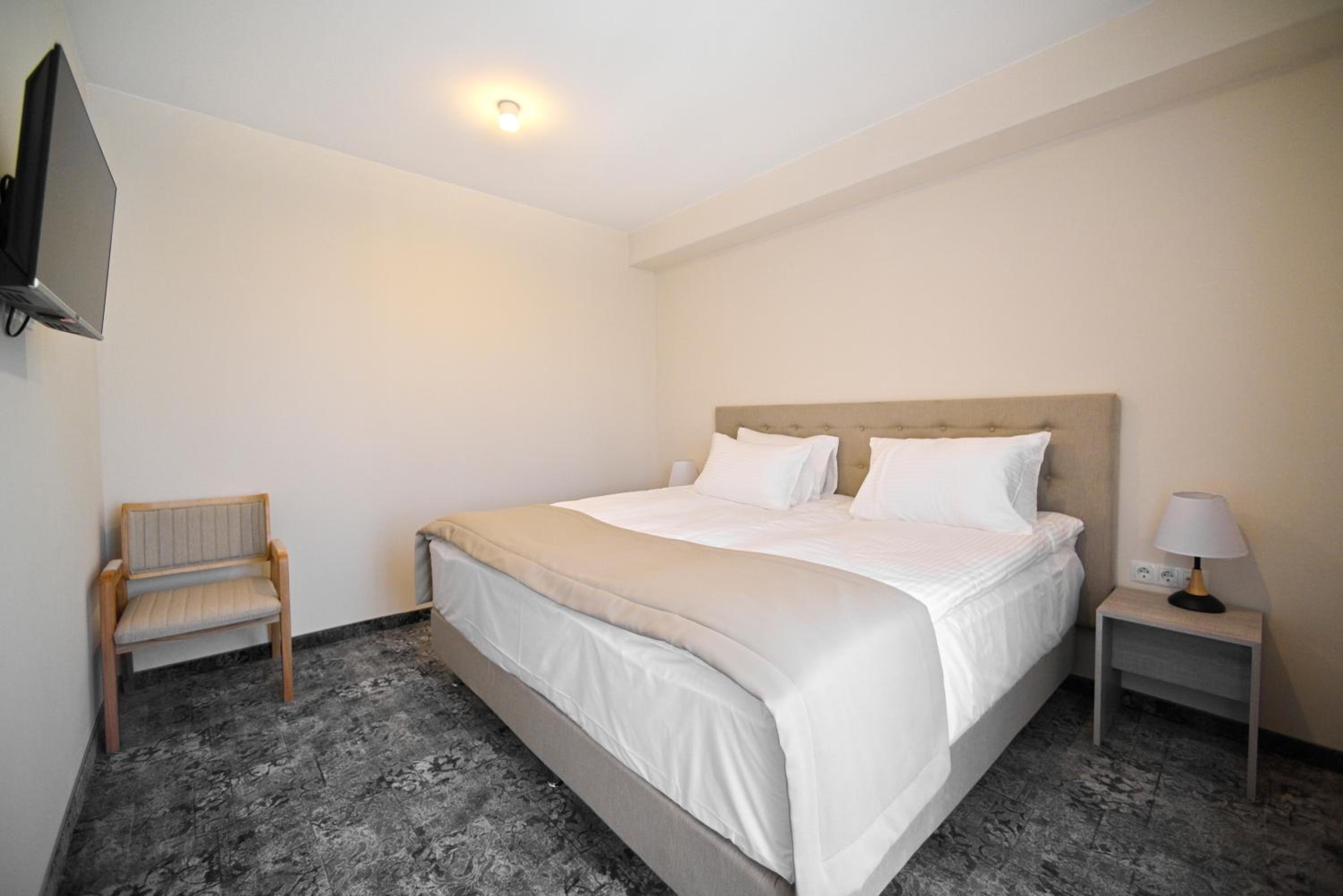 One-Bedroom Suite photo 1