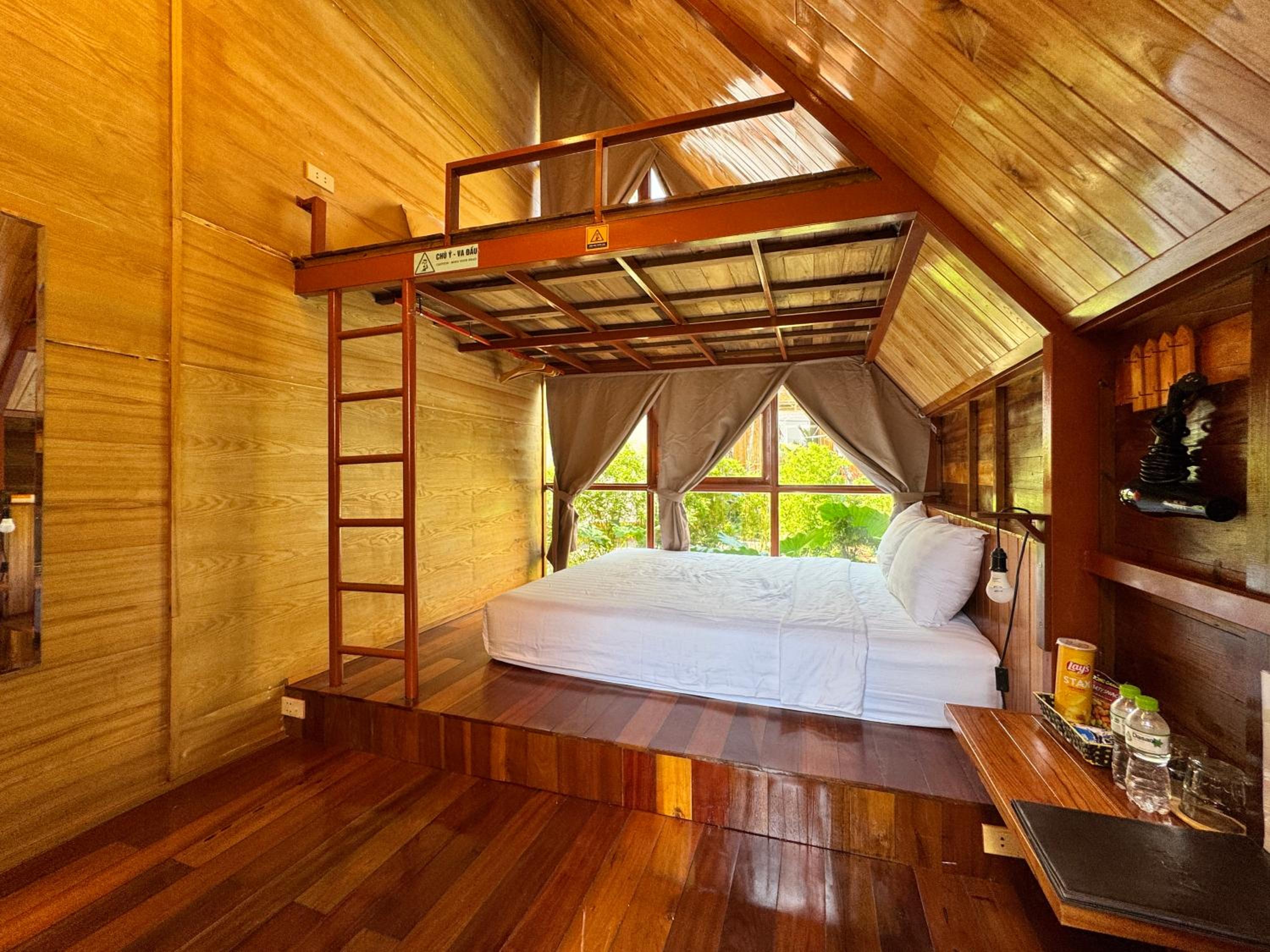 Superior Bungalow