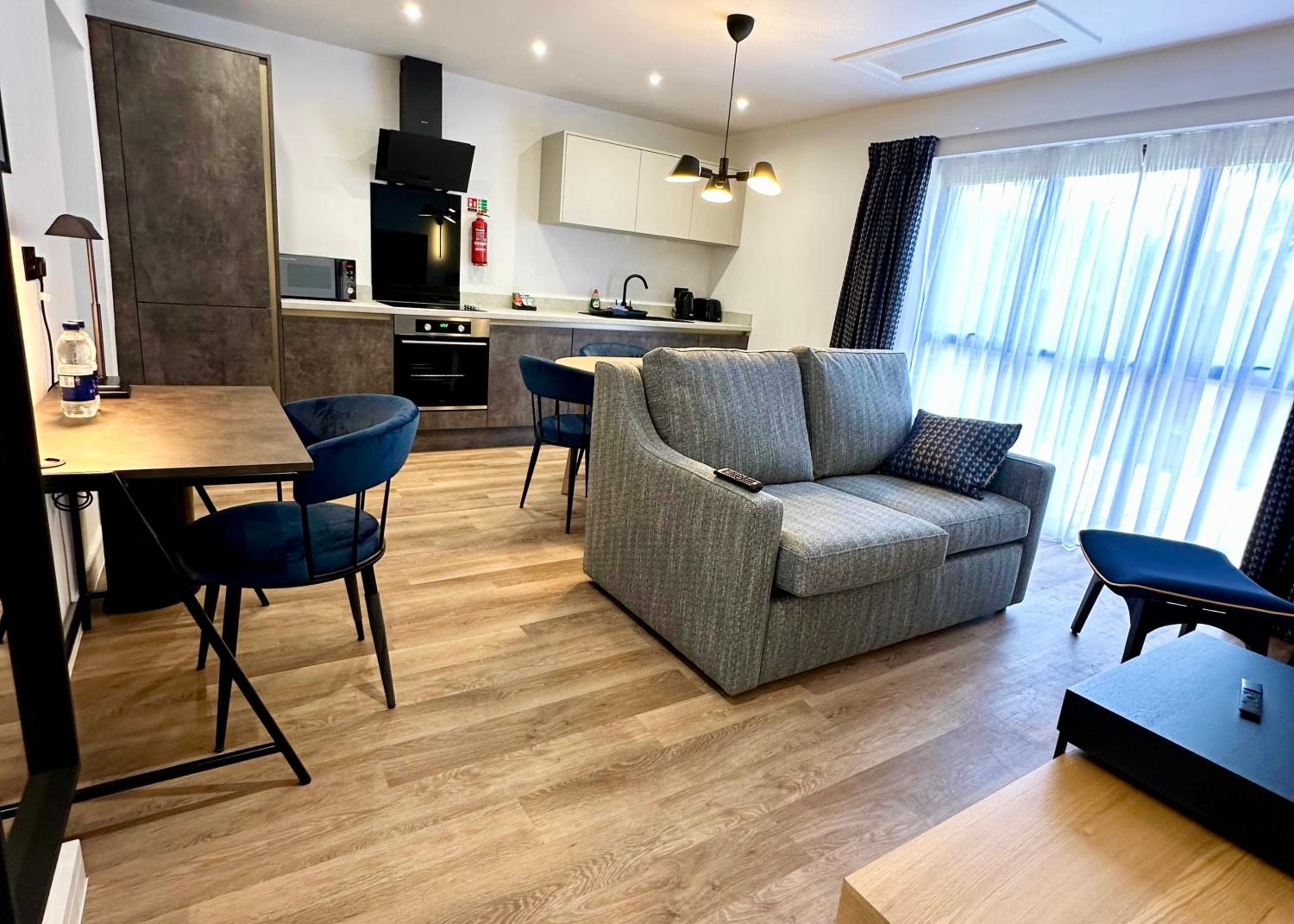 Superior Apartment photo 3