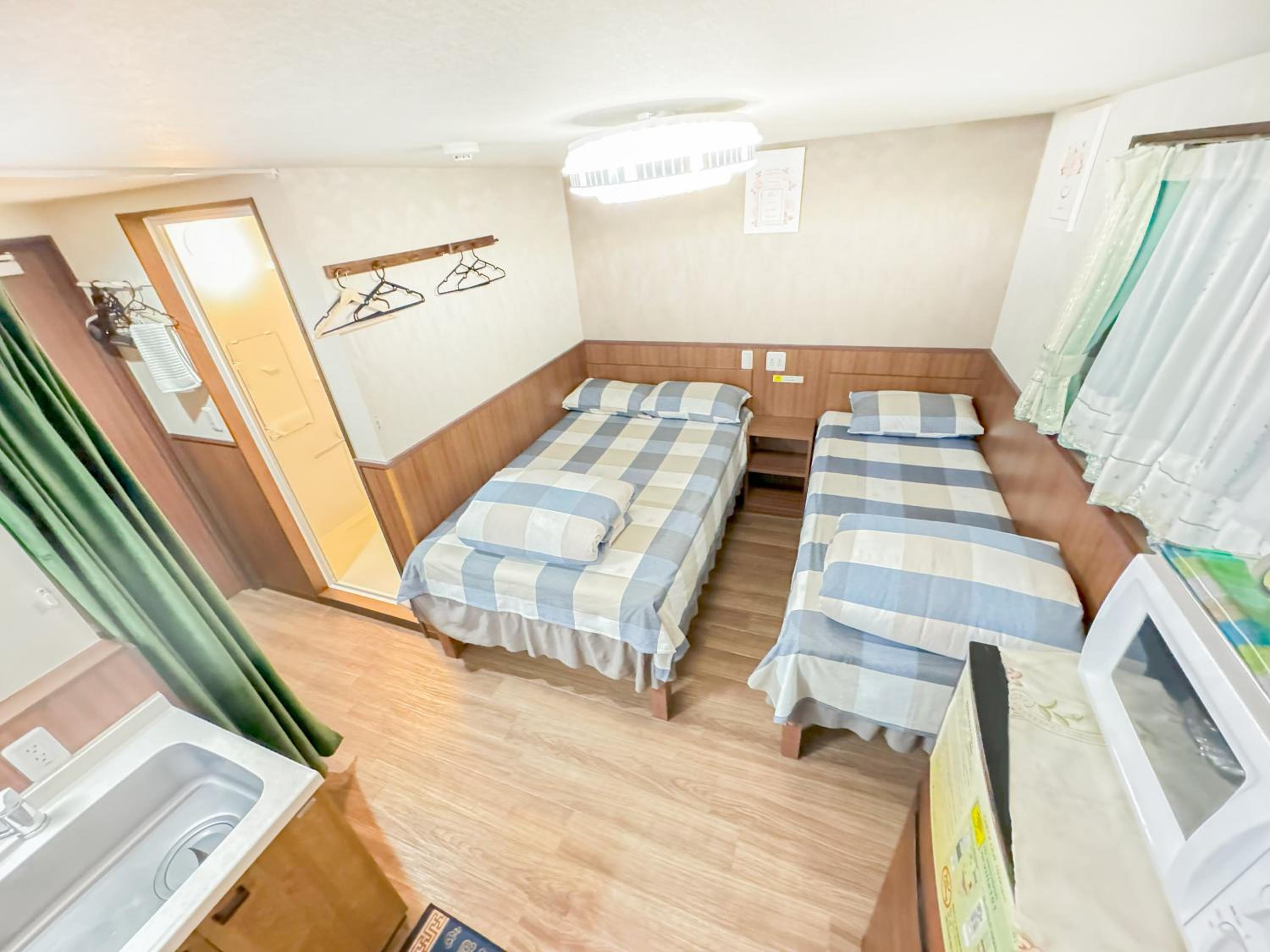 Triple Room with Bath photo 1