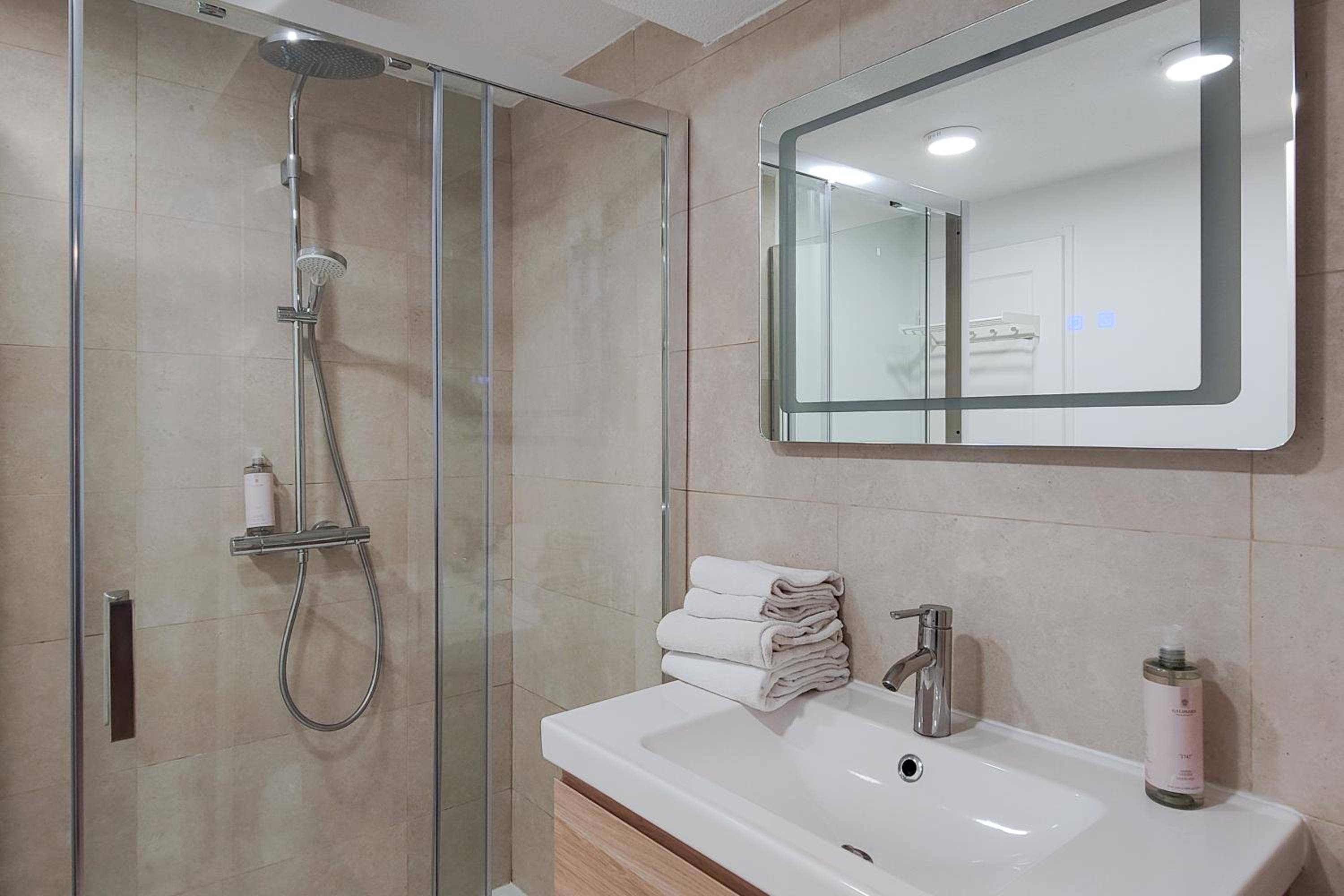 Junior Suite - Photo 15