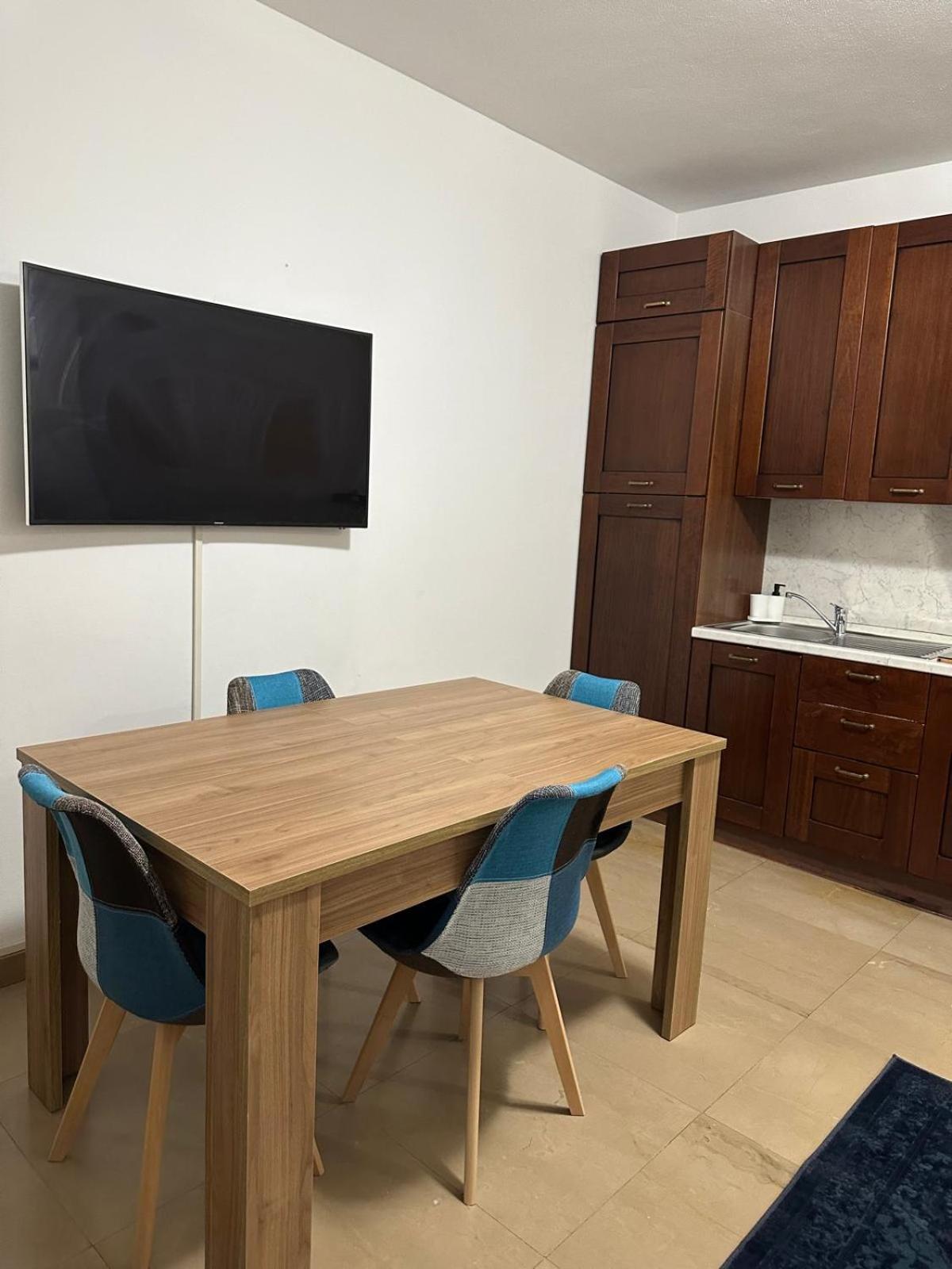 Two-Bedroom Apartment with Balcony photo 3