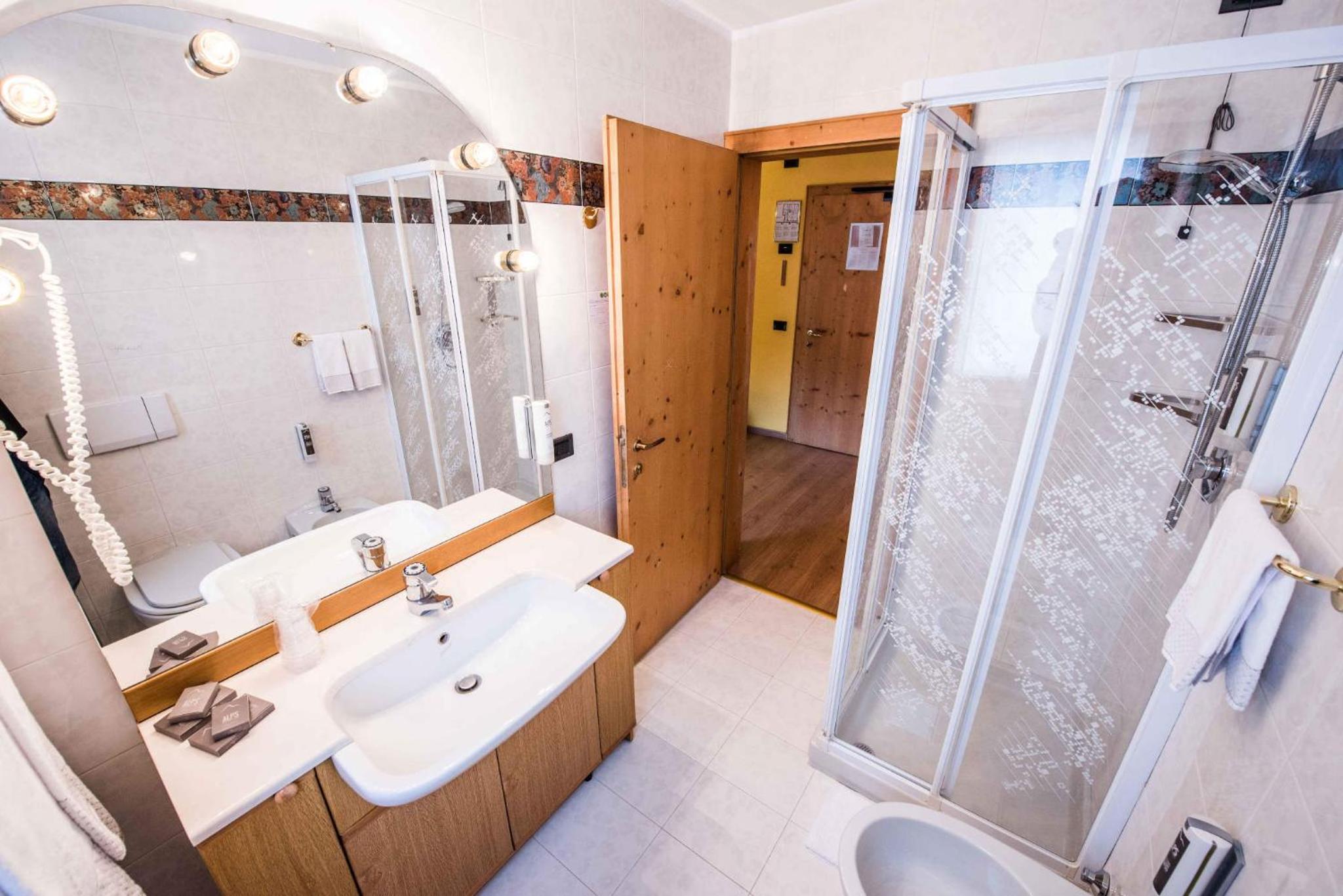 Classic Triple Room photo 3