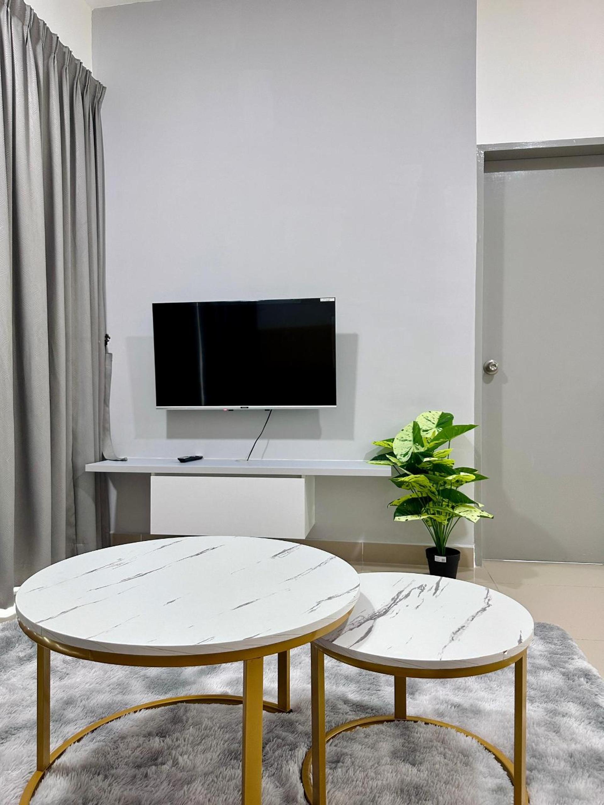 Apartment with Pool View  photo 1