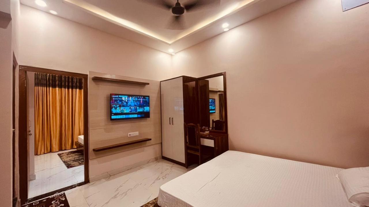 Suite - Photo 2